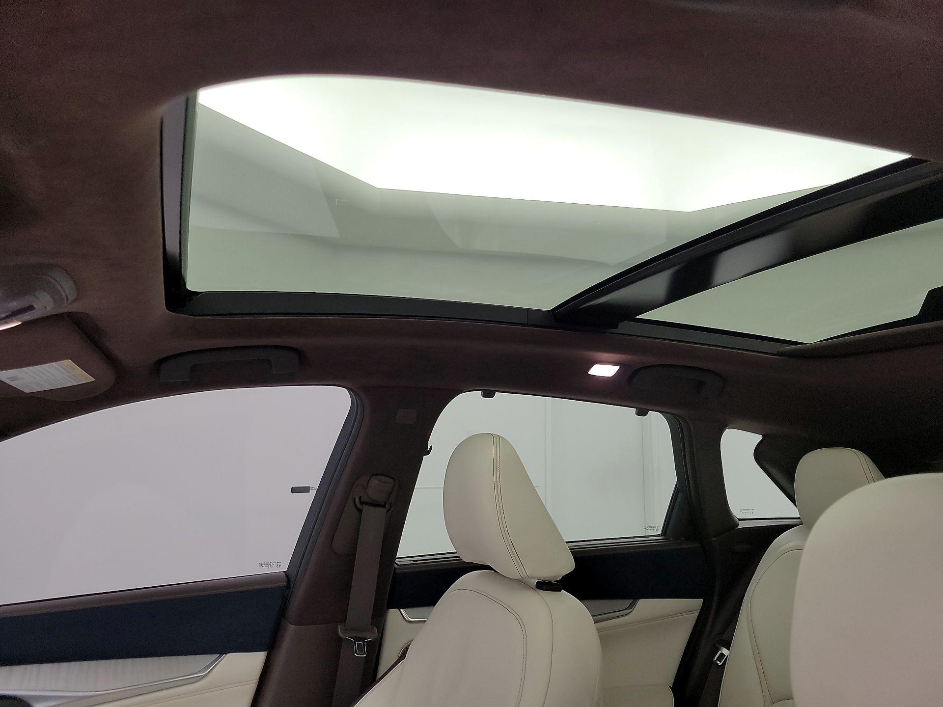 Thumbnail: 2019 INFINITI QX50 - 20