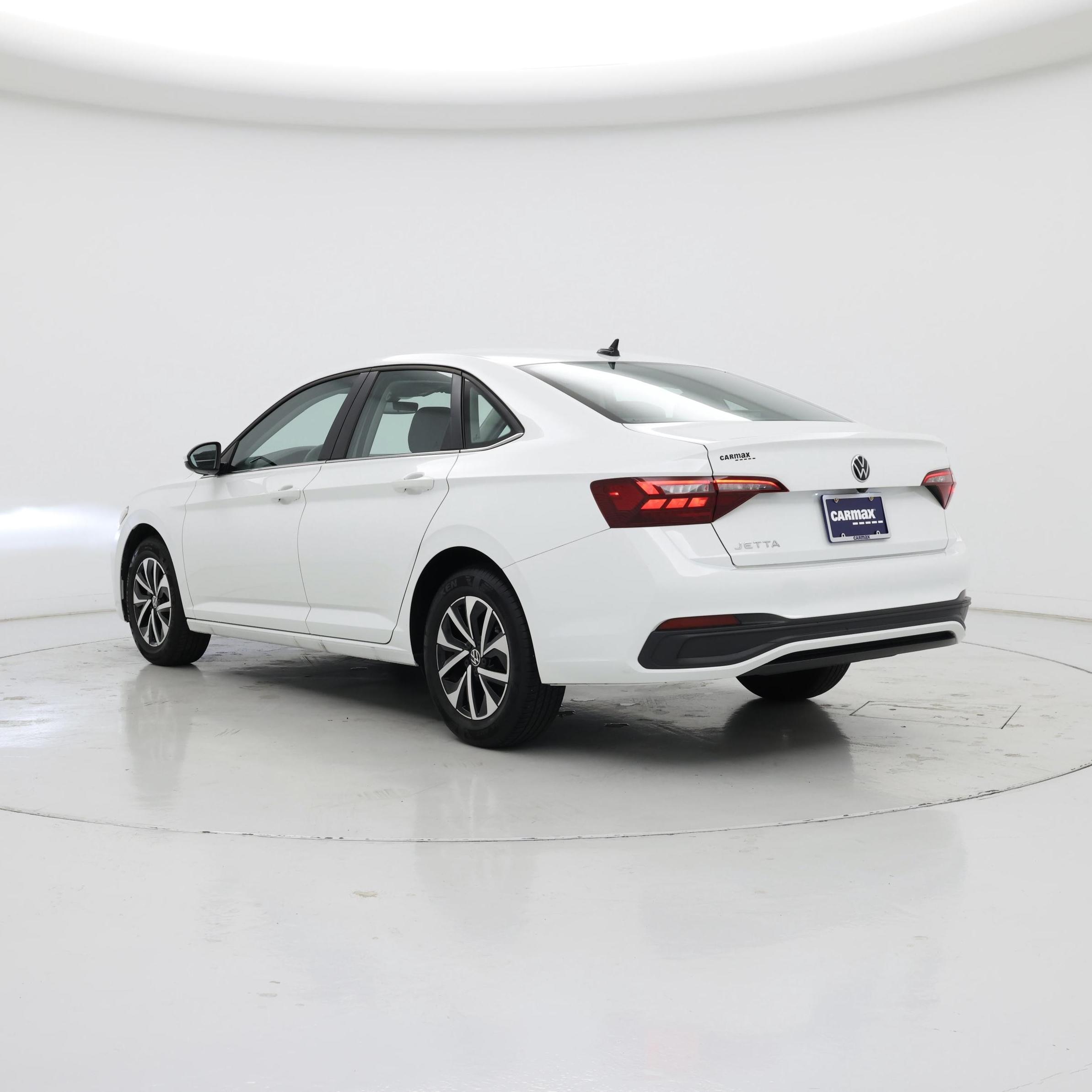 Thumbnail: 2024 Volkswagen Jetta - 2