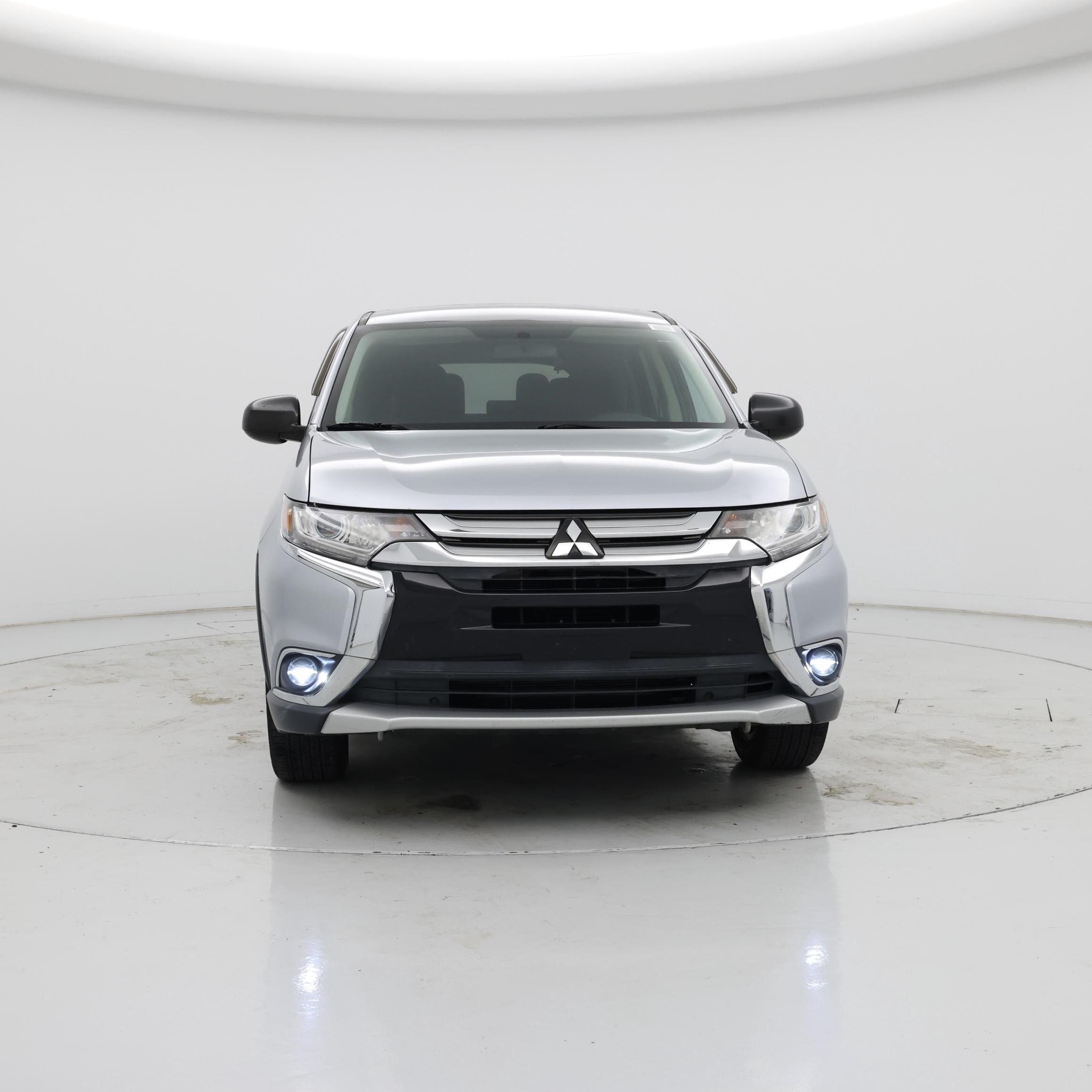 Thumbnail: 2017 Mitsubishi Outlander - 5