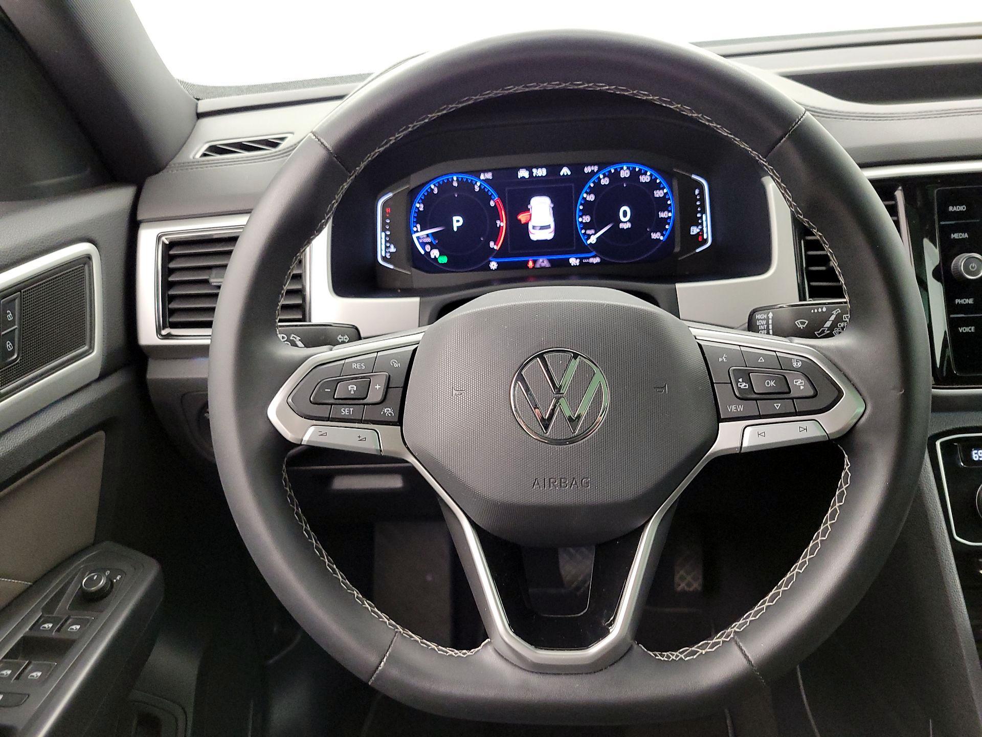 Thumbnail: 2021 Volkswagen Atlas - 10
