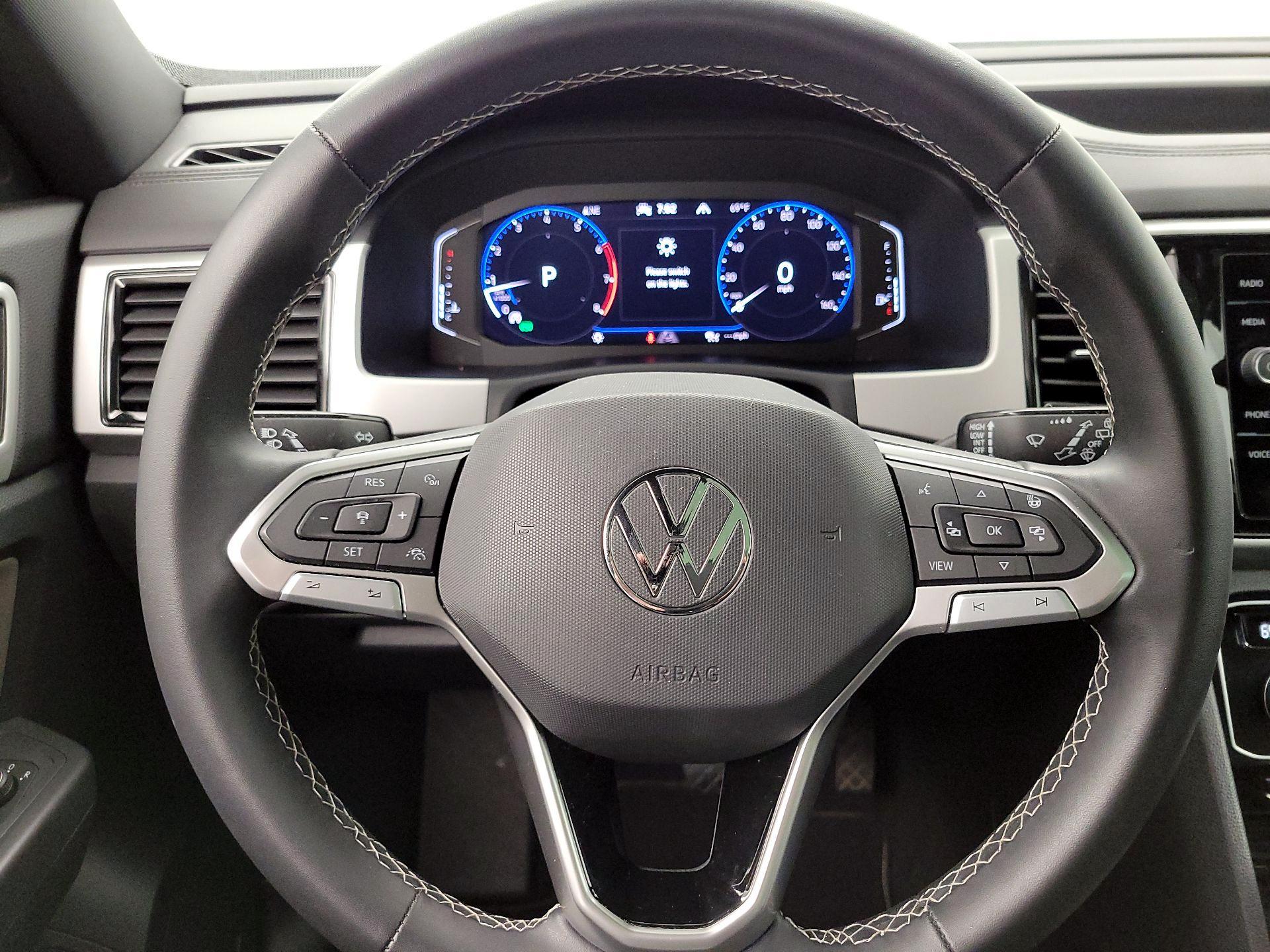 Thumbnail: 2021 Volkswagen Atlas - 11