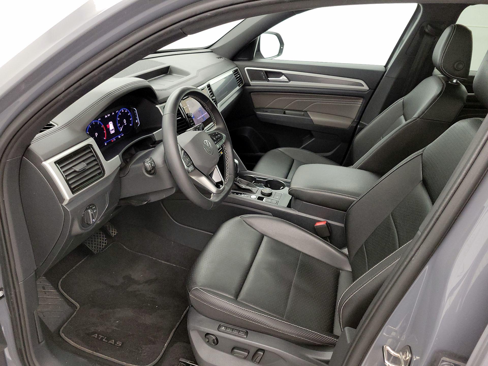 Thumbnail: 2021 Volkswagen Atlas - 12