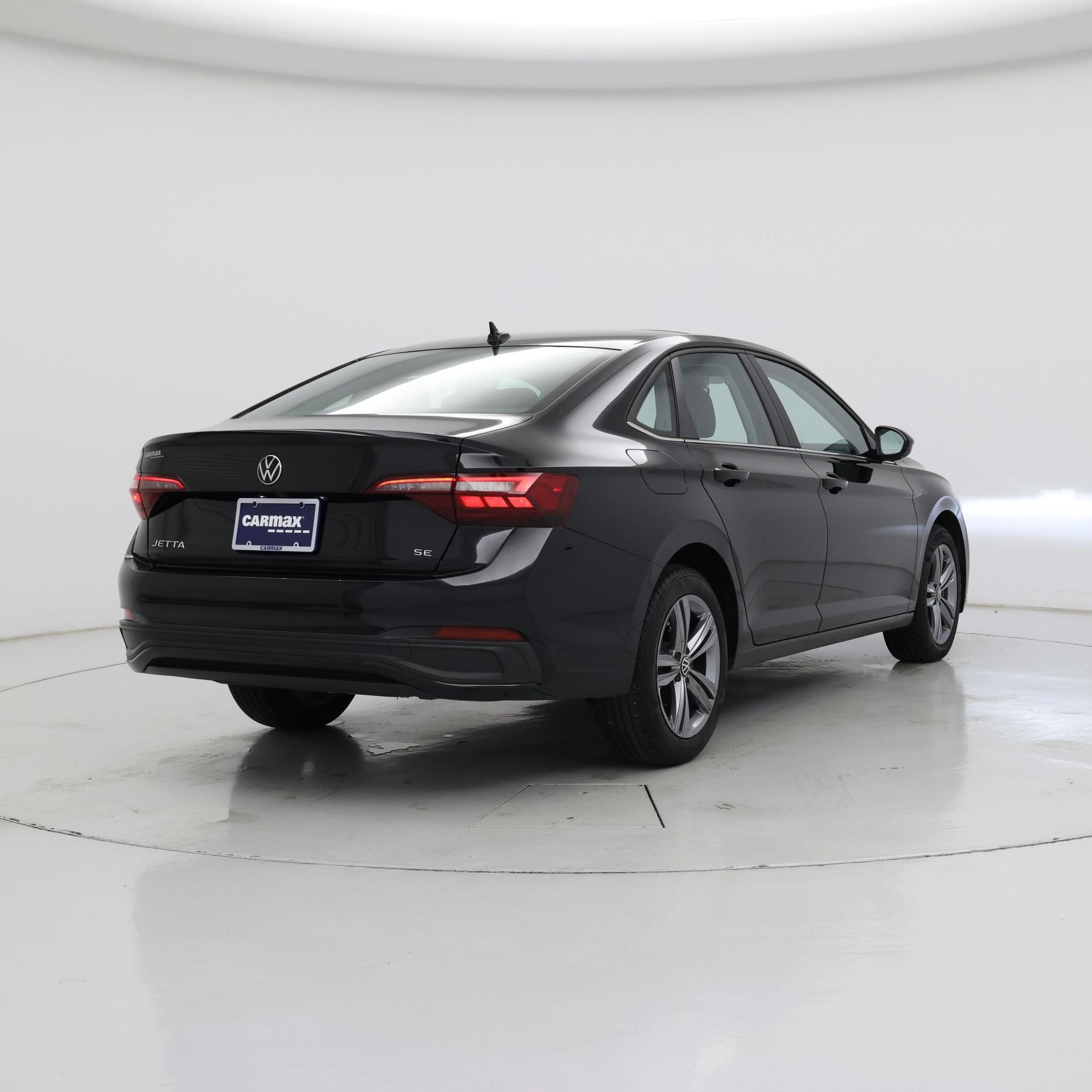 Thumbnail: 2024 Volkswagen Jetta - 8