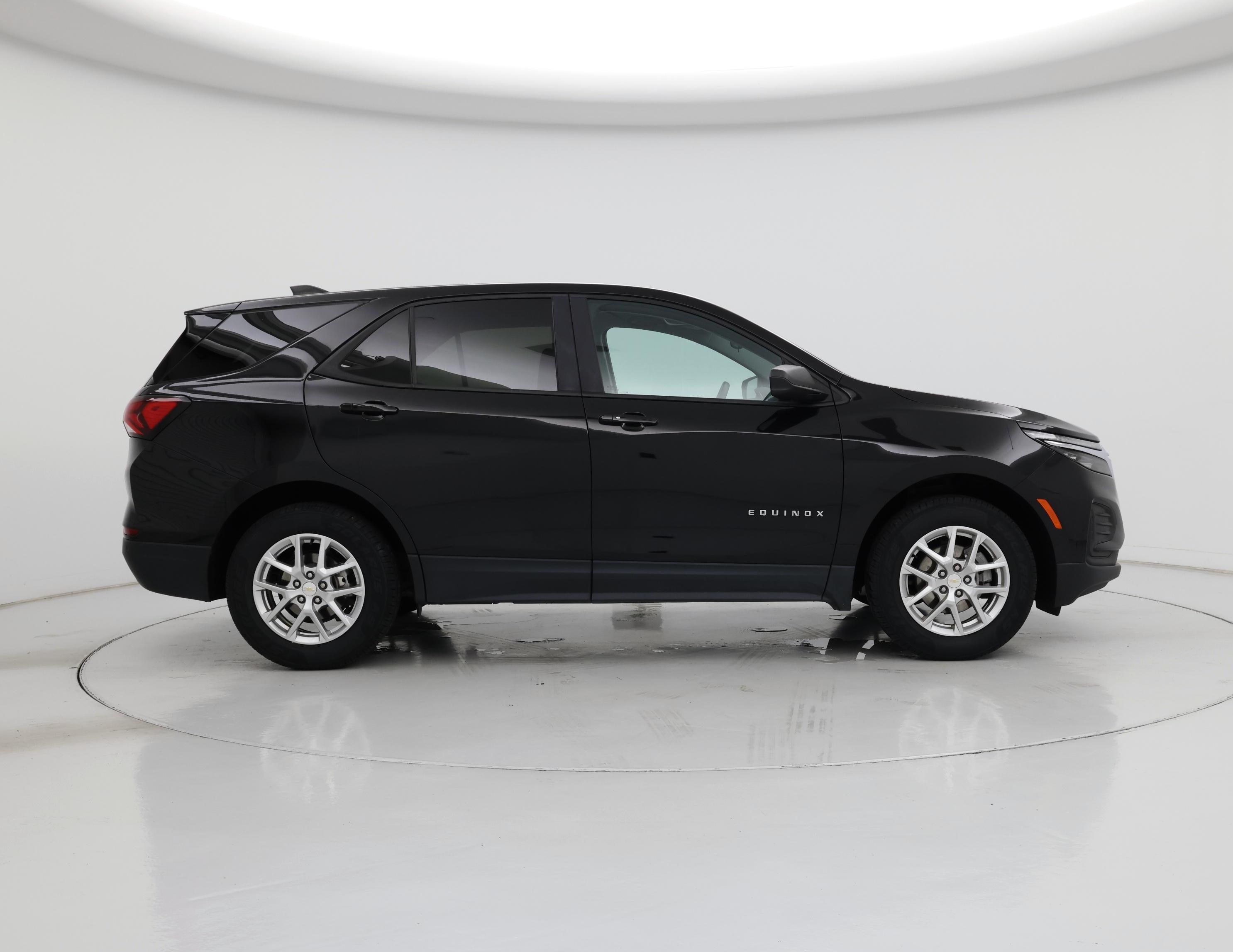 Thumbnail: 2023 Chevrolet Equinox - 7