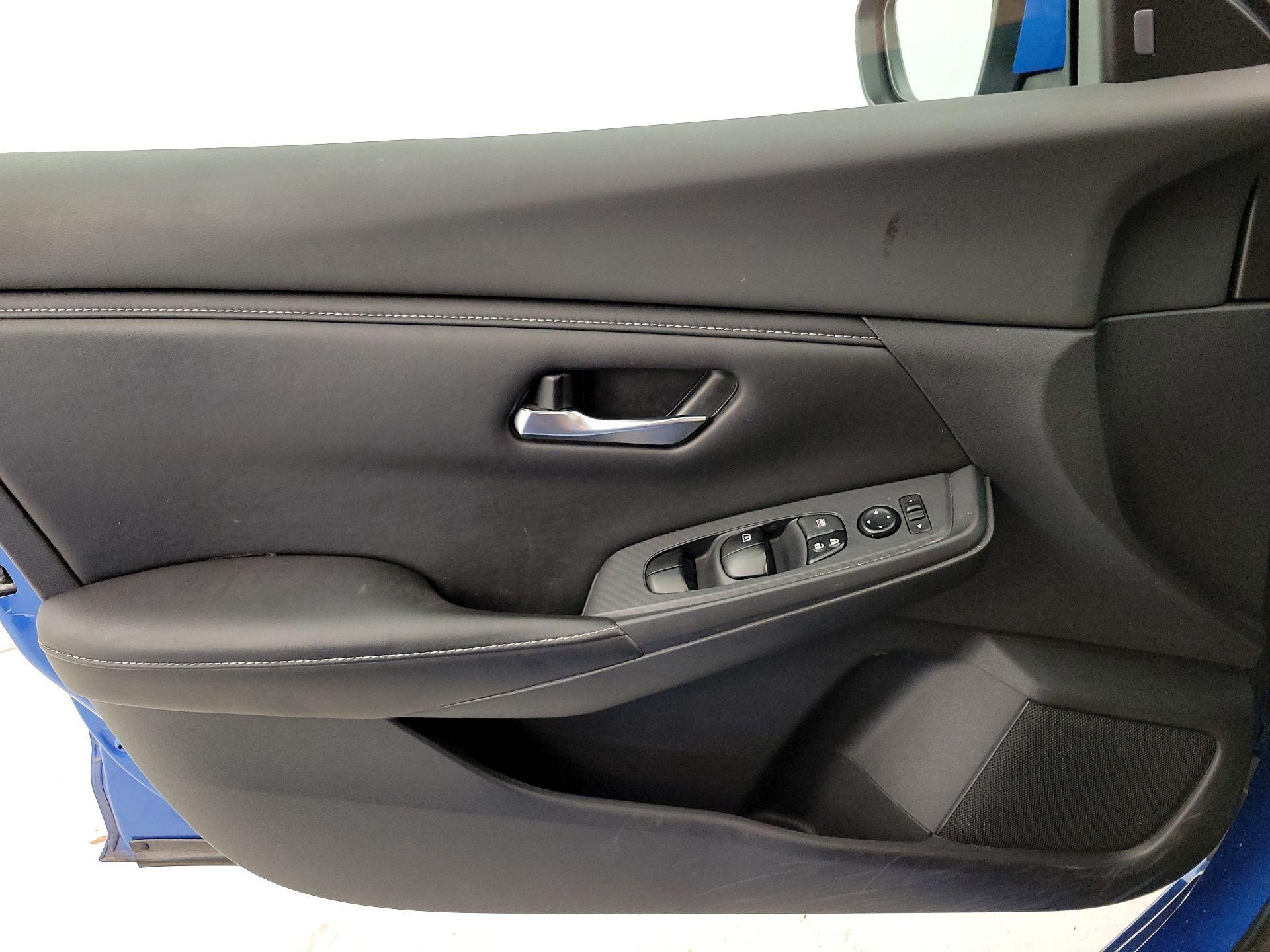 Thumbnail: 2022 Nissan Sentra - 12