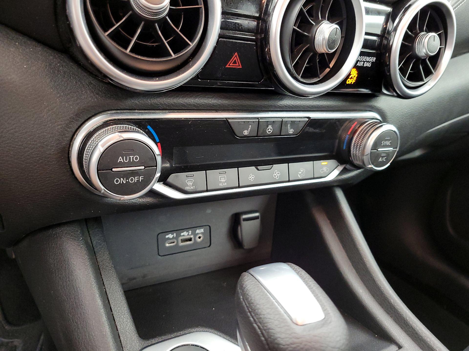 Thumbnail: 2022 Nissan Sentra - 16