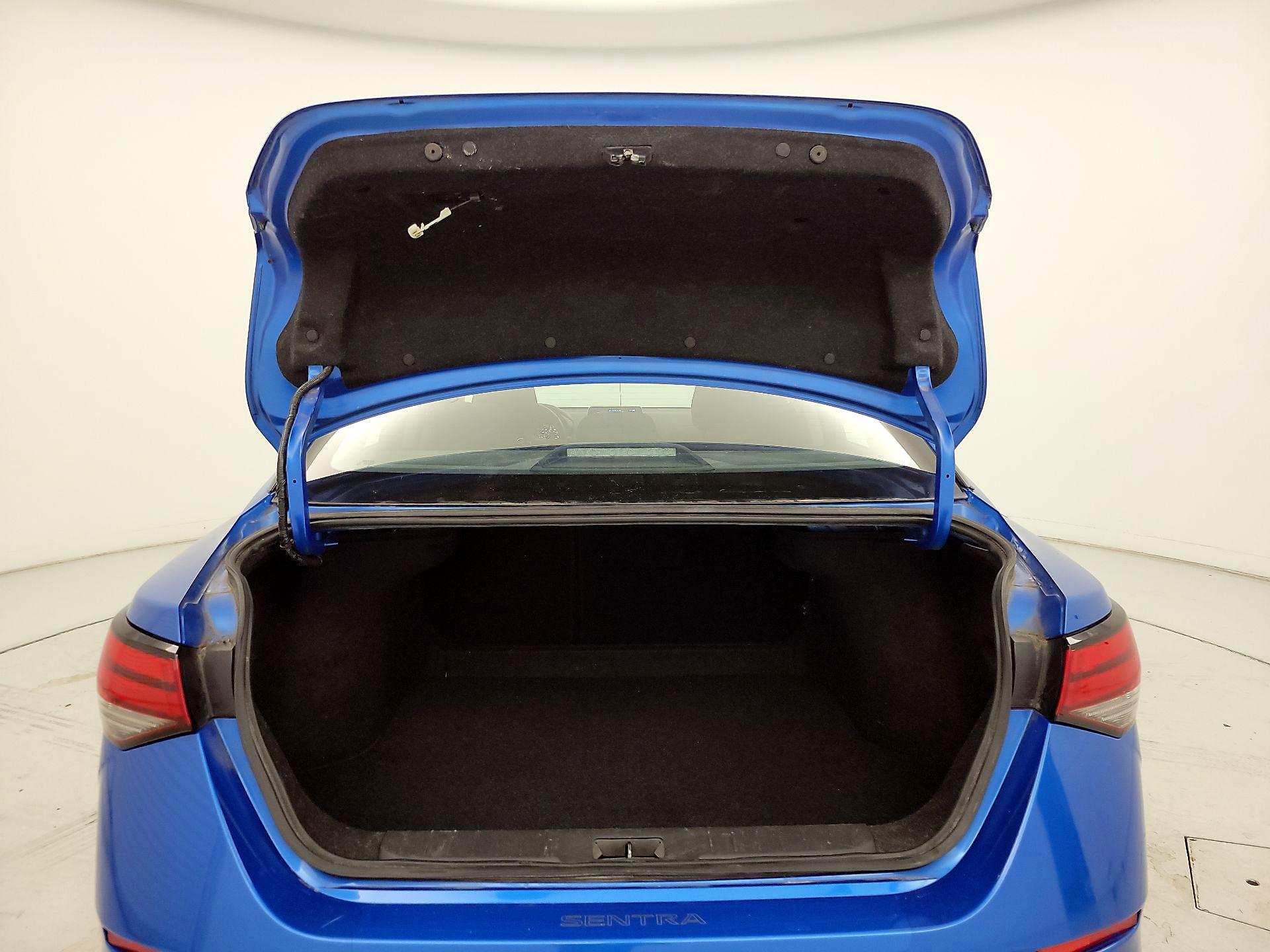 Thumbnail: 2022 Nissan Sentra - 20