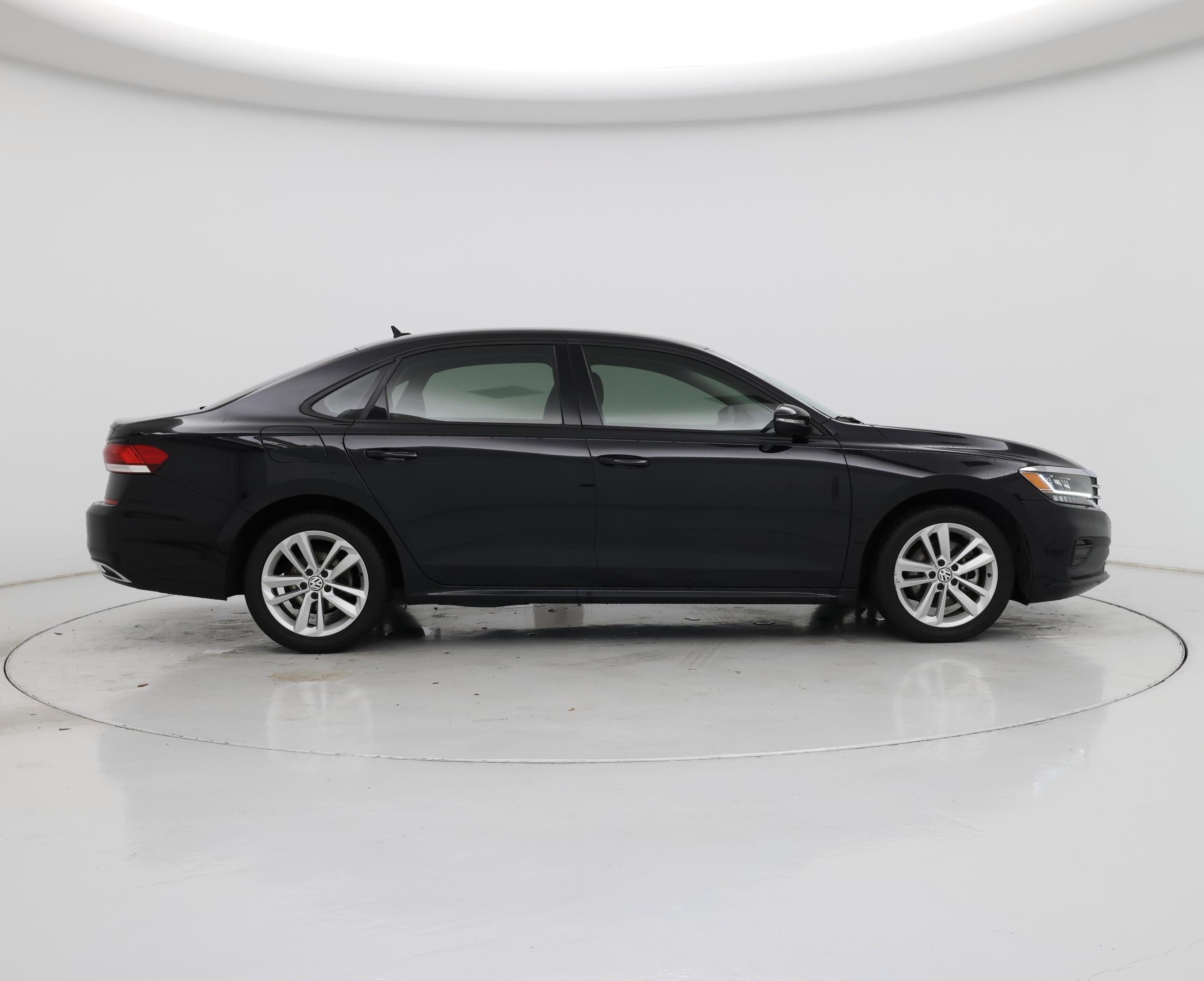 Thumbnail: 2021 Volkswagen Passat - 7