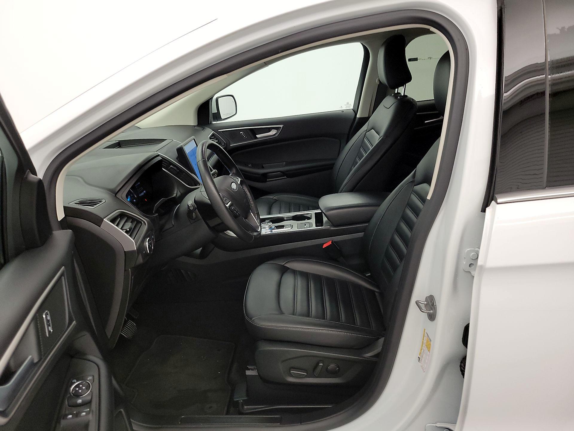 Thumbnail: 2022 Ford Edge - 11