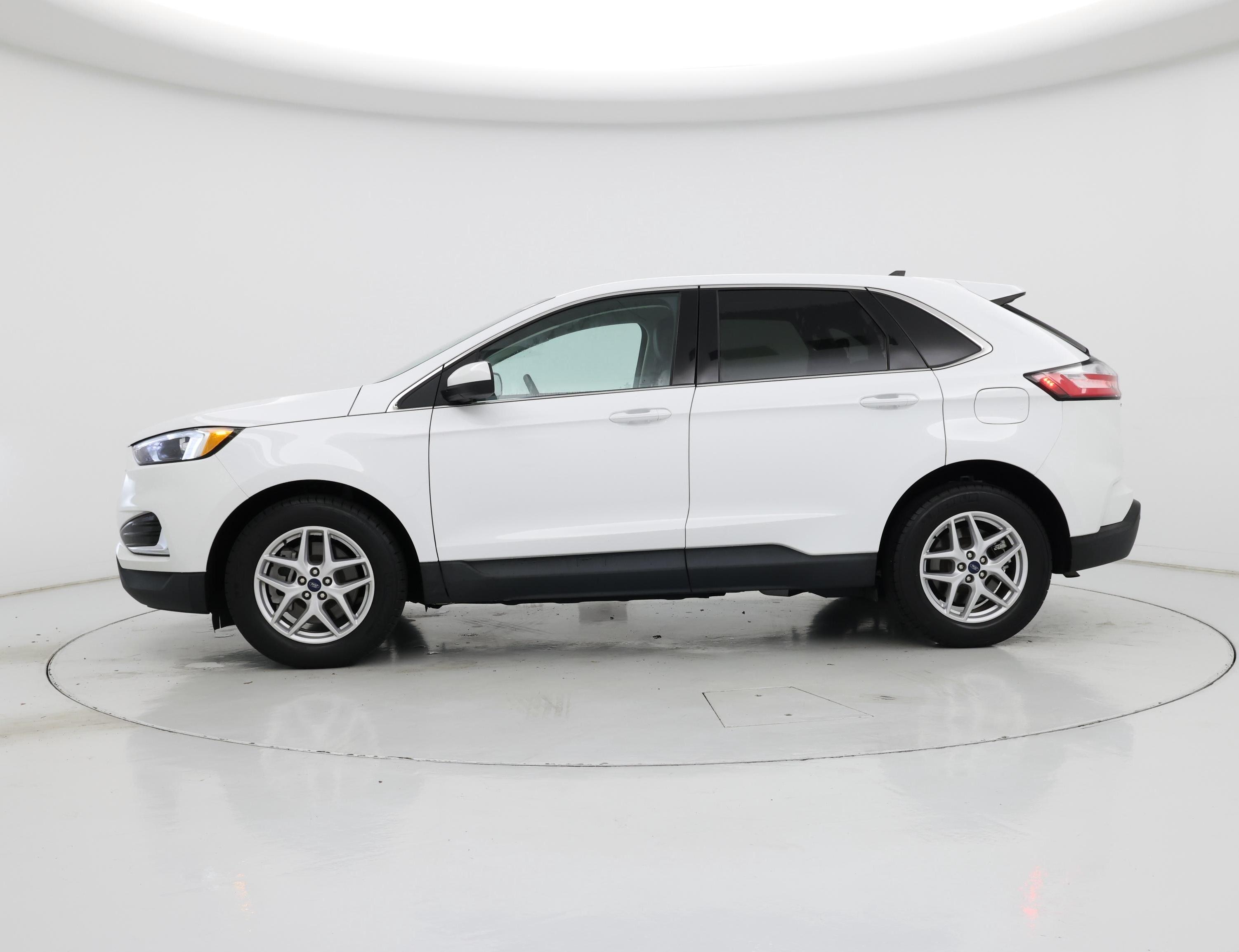 Thumbnail: 2022 Ford Edge - 3