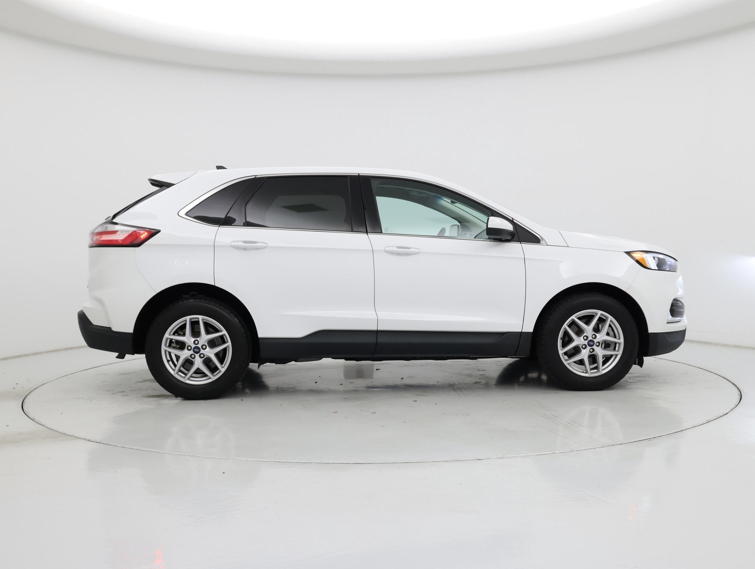 Thumbnail: 2022 Ford Edge - 7