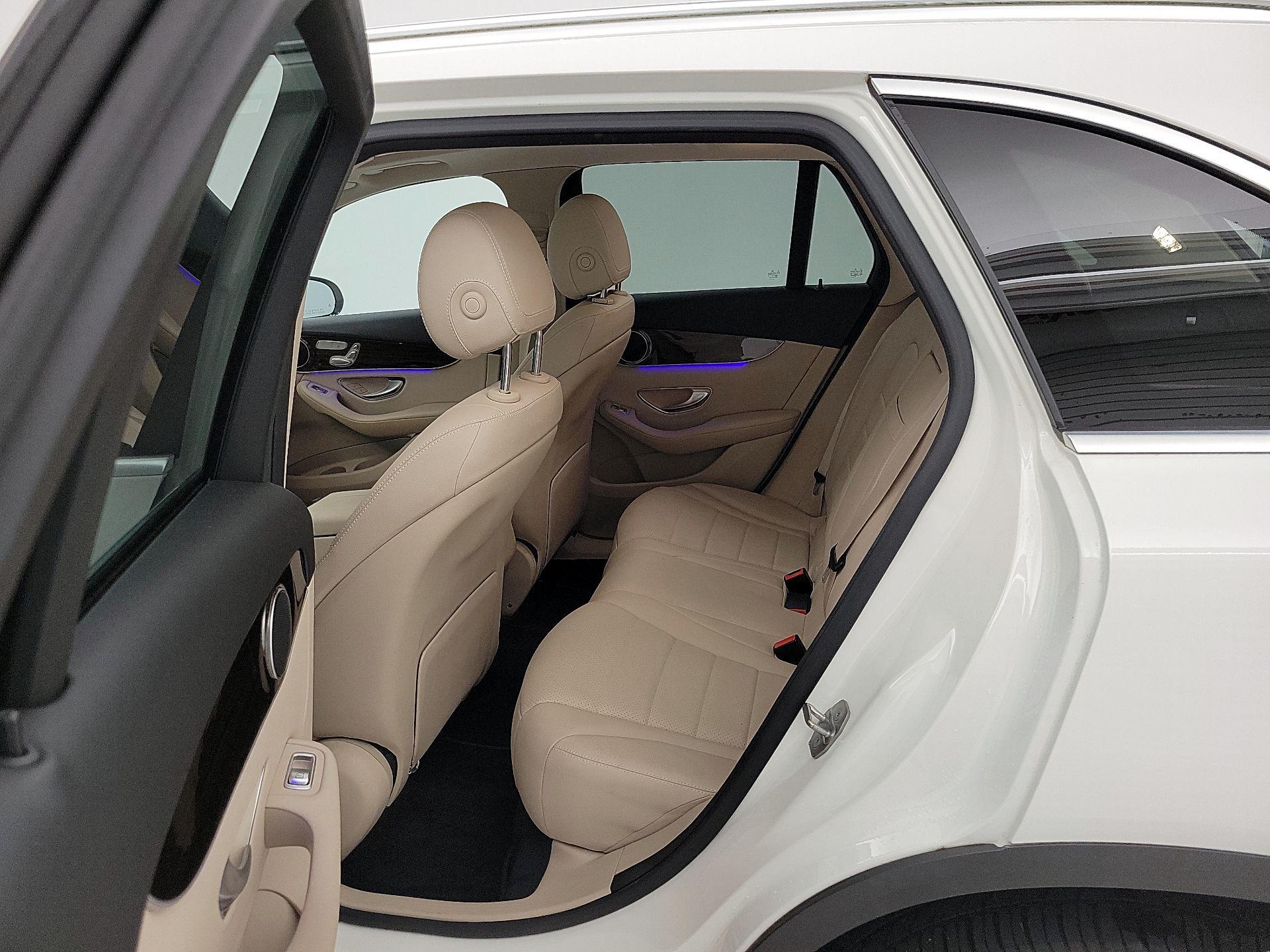 Thumbnail: 2020 Mercedes-Benz GLC - 20