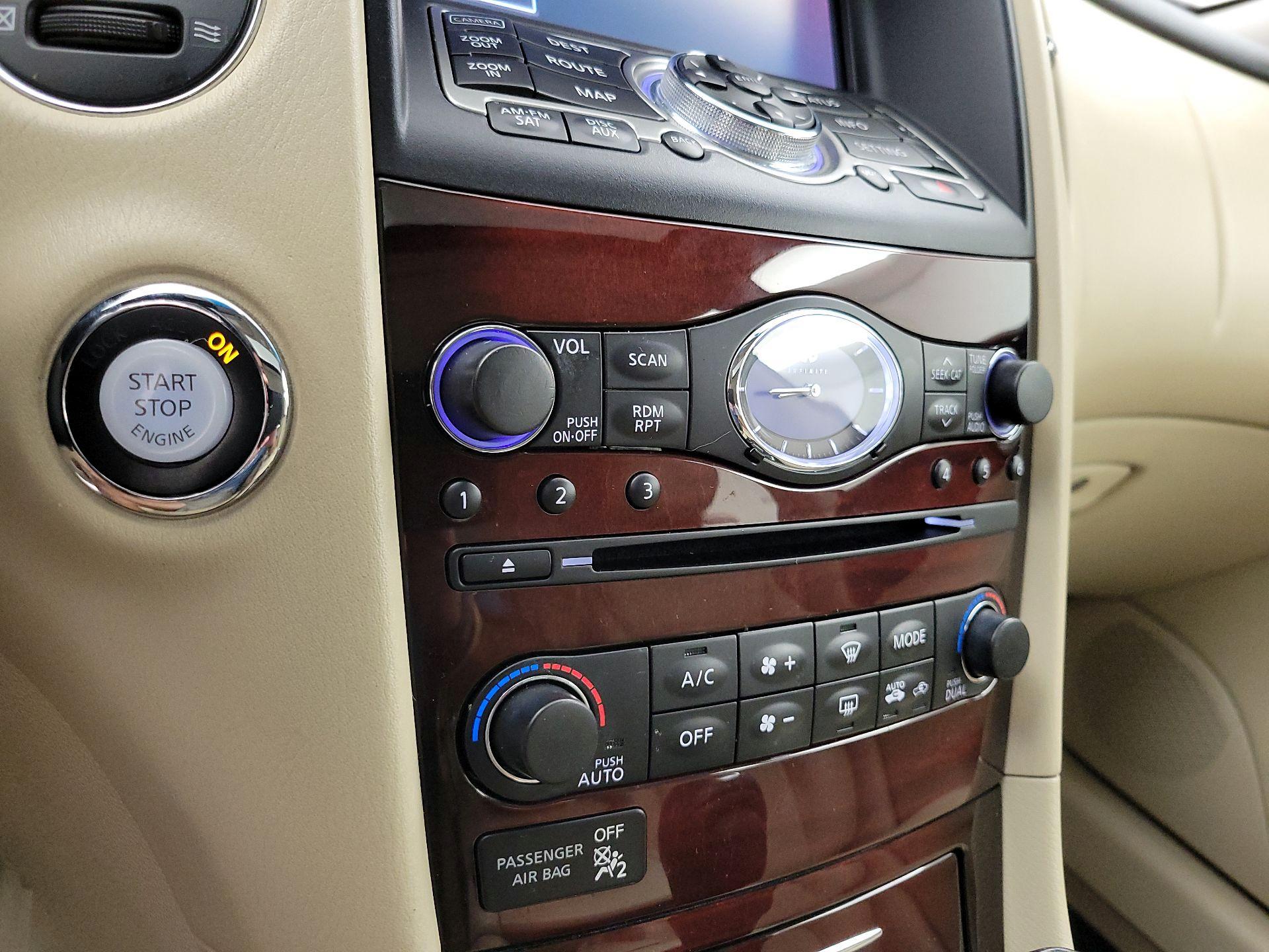 Thumbnail: 2016 INFINITI QX50 - 17