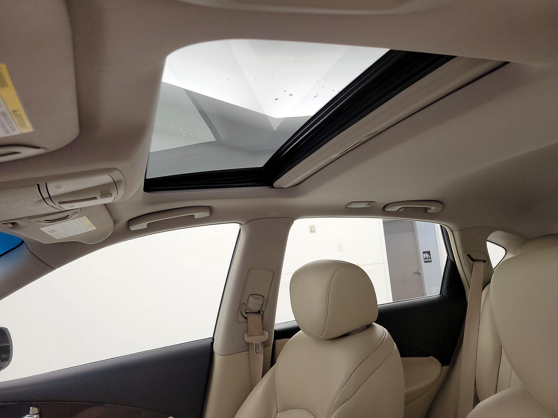 Thumbnail: 2016 INFINITI QX50 - 20