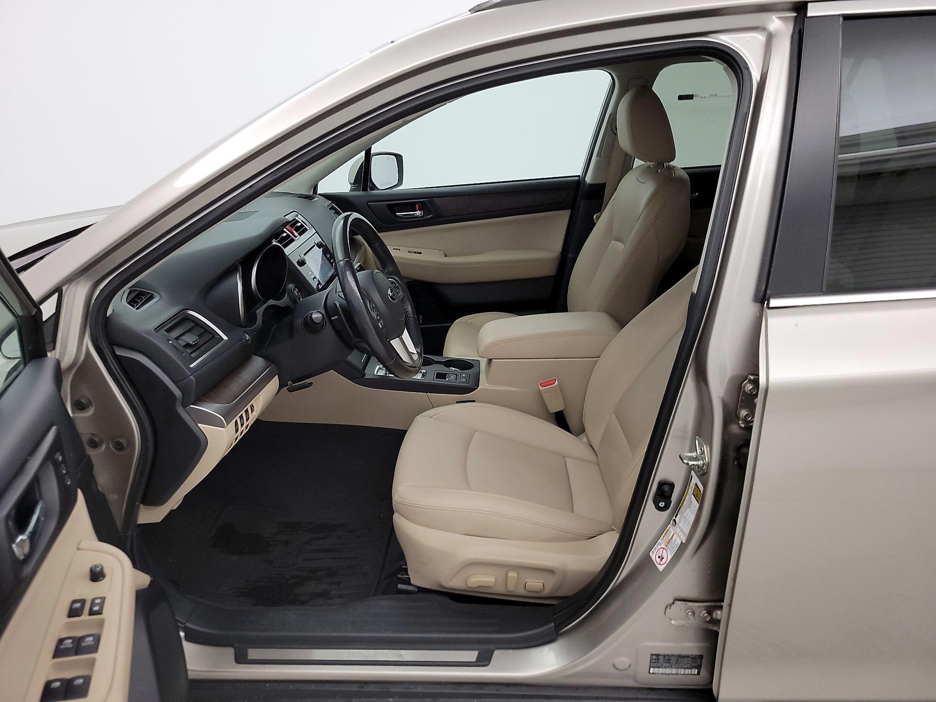 Thumbnail: 2015 Subaru Outback - 11