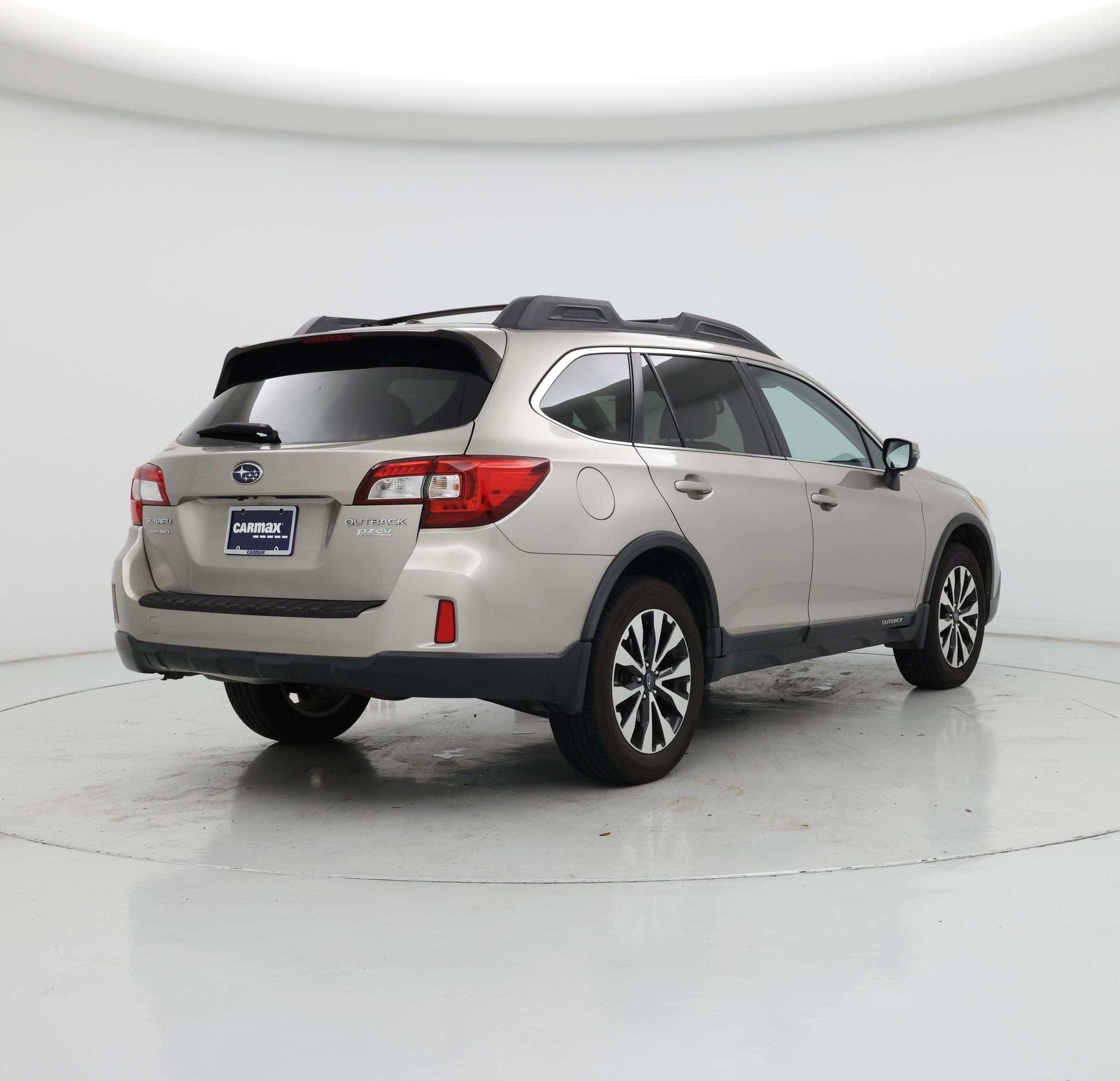Thumbnail: 2015 Subaru Outback - 8