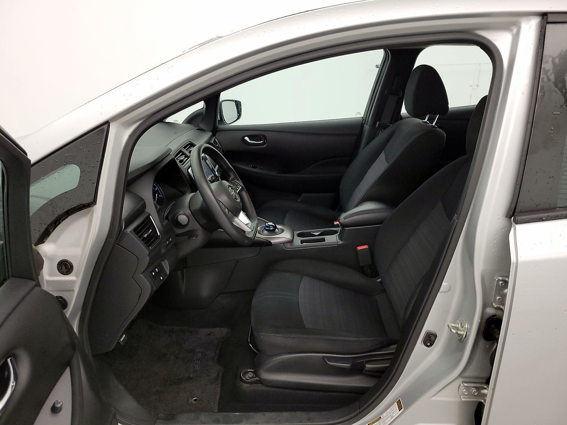 Thumbnail: 2020 Nissan Leaf - 11