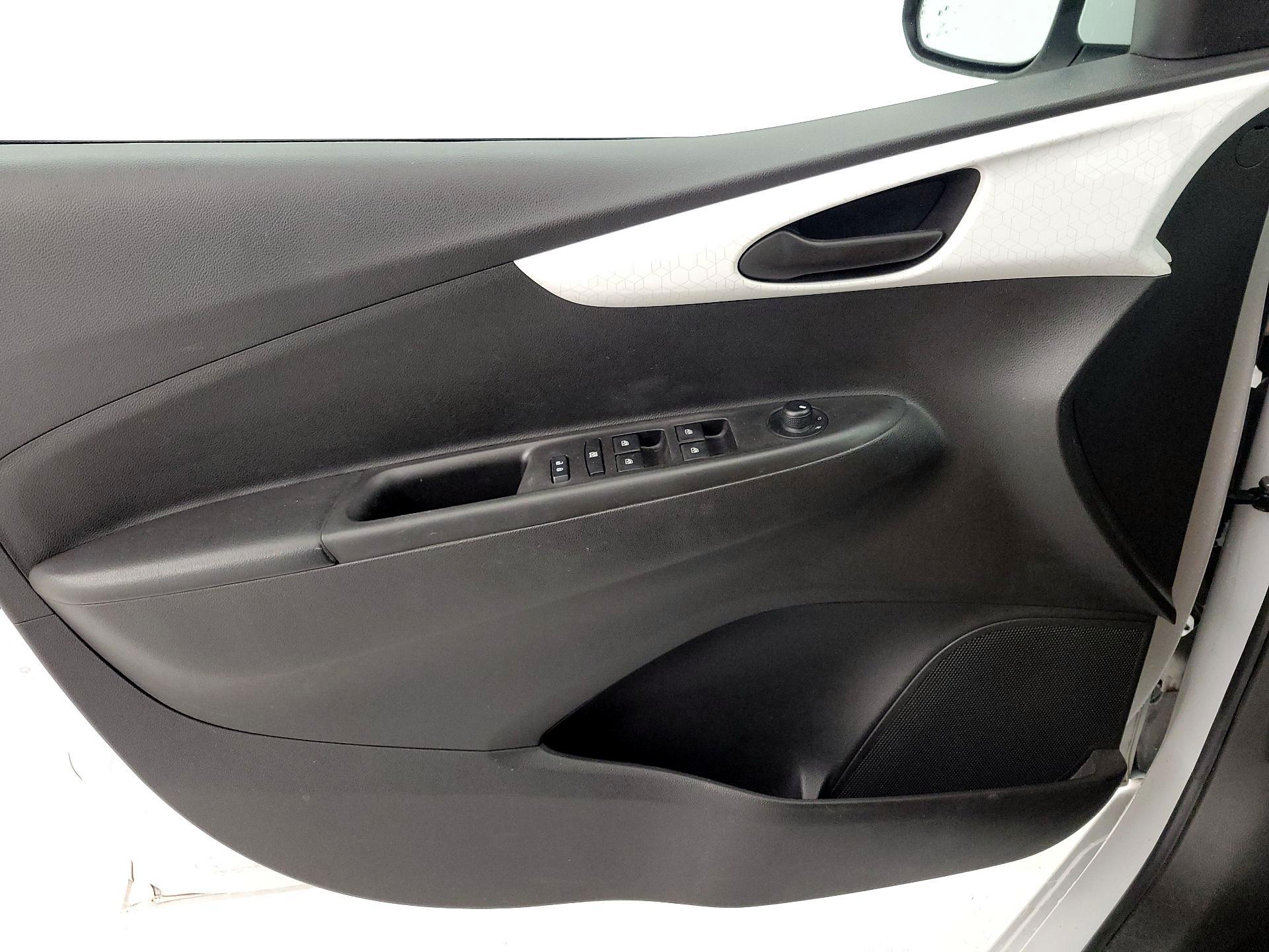 Thumbnail: 2017 Chevrolet Spark - 12