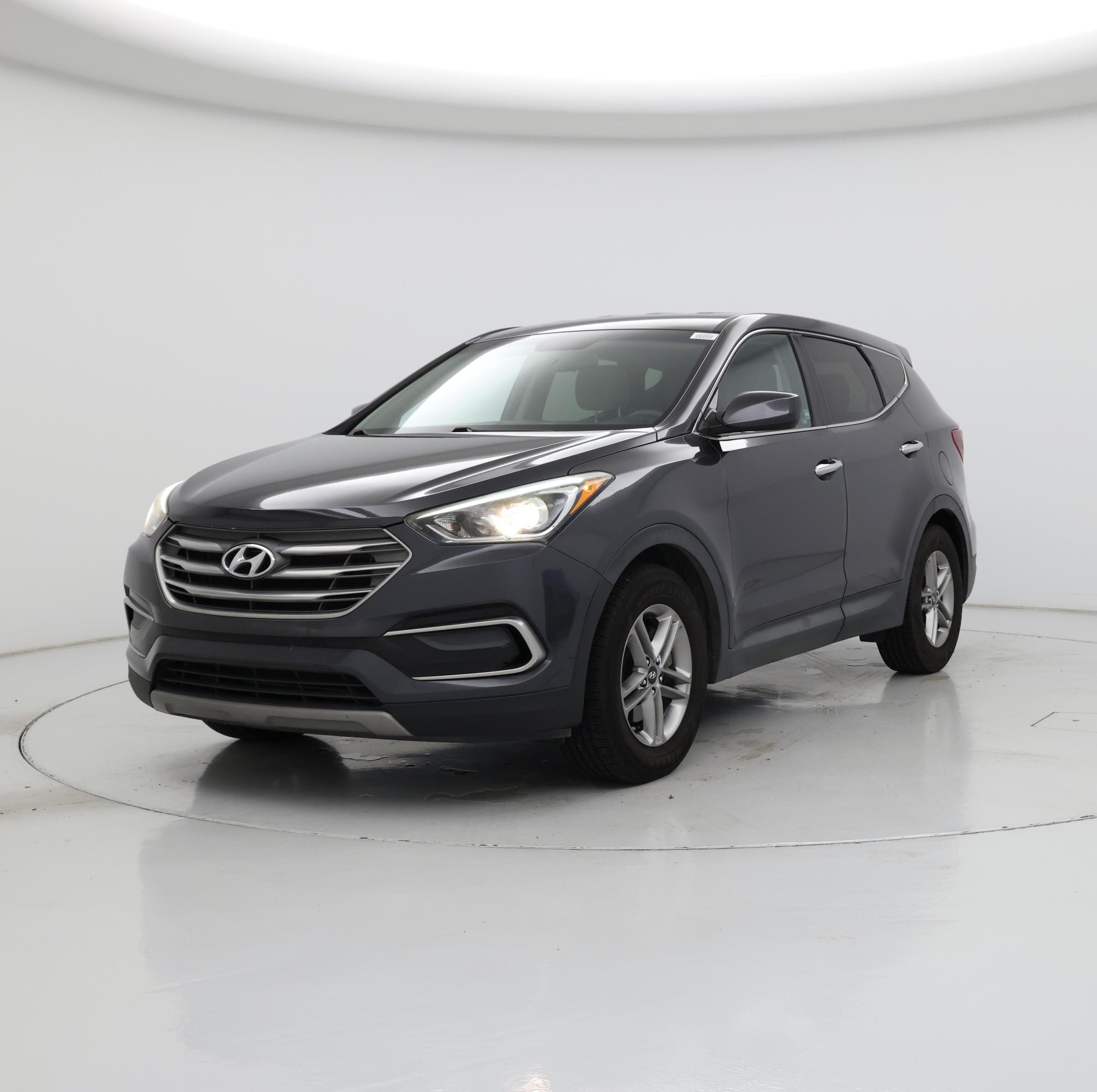 Thumbnail: 2017 Hyundai Santa Fe - 4