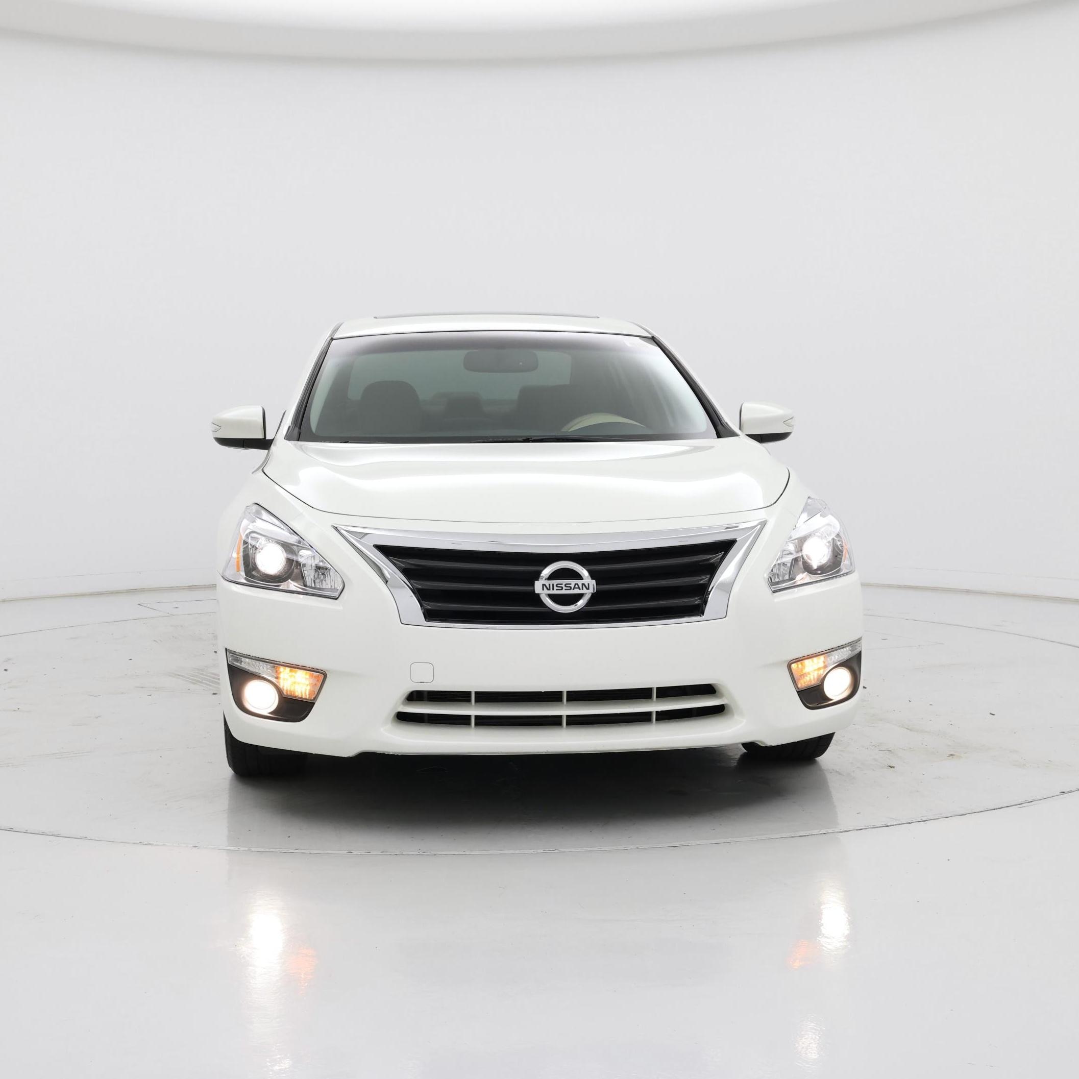 Thumbnail: 2014 Nissan Altima - 5