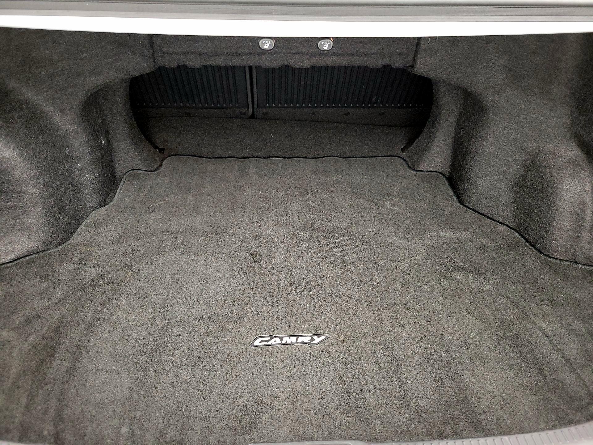 Thumbnail: 2014 Toyota Camry - 19