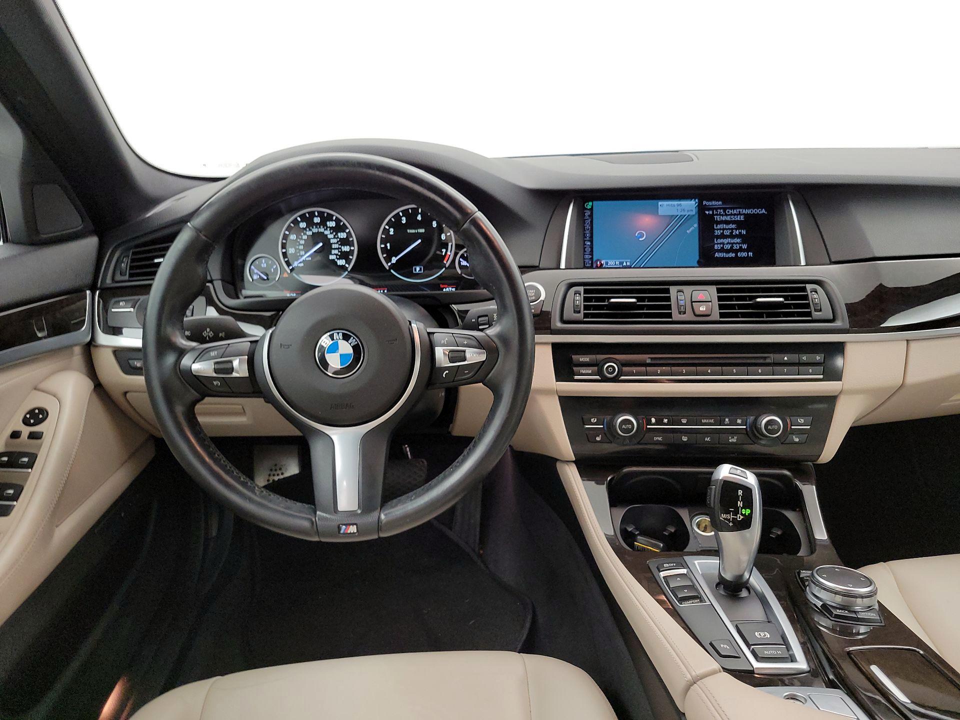 Thumbnail: 2015 BMW 5 Series - 10