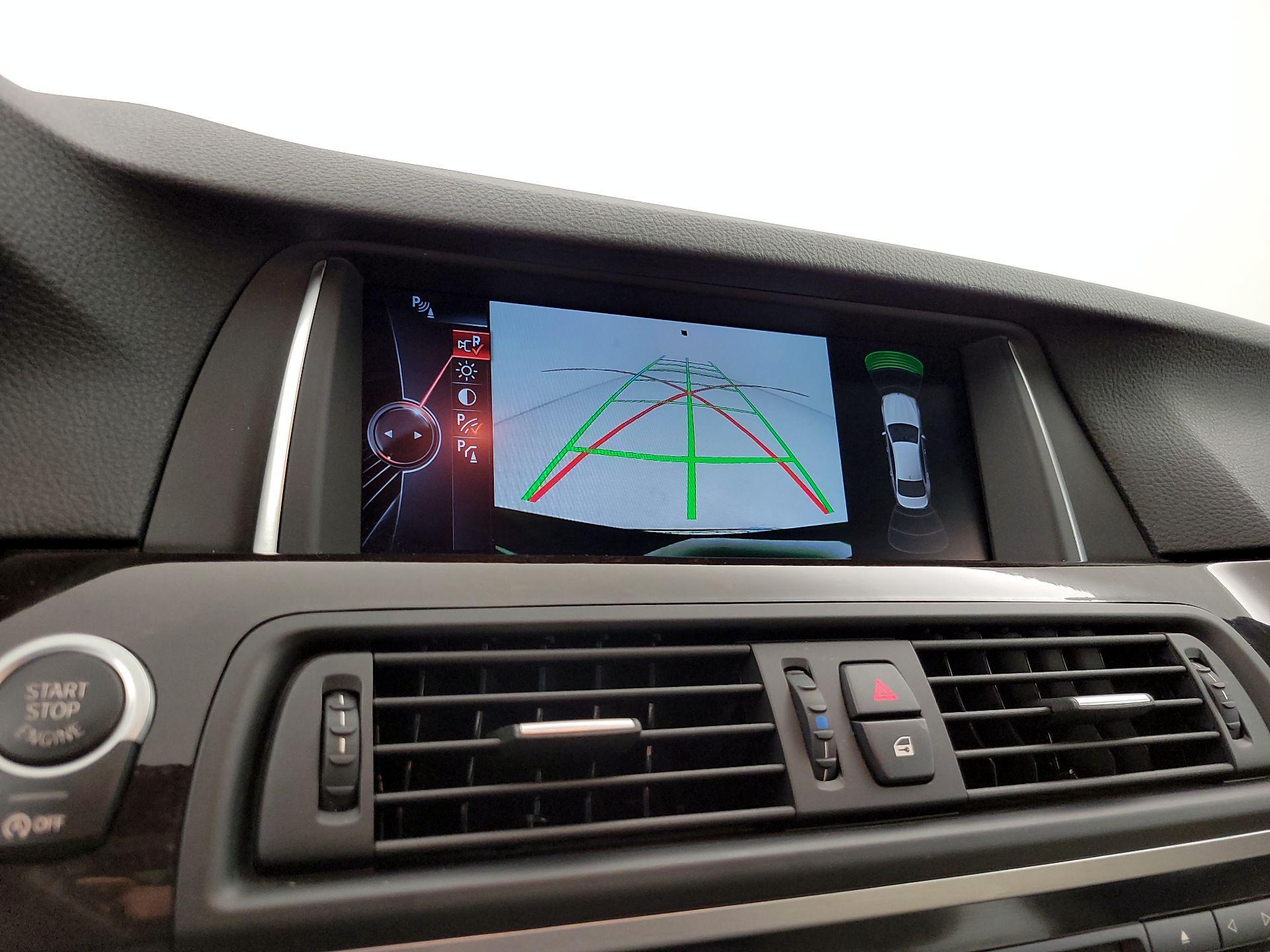 Thumbnail: 2015 BMW 5 Series - 15