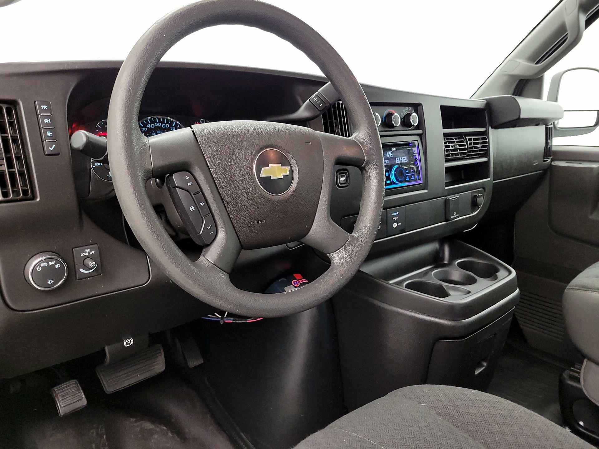 Thumbnail: 2019 Chevrolet Express - 9