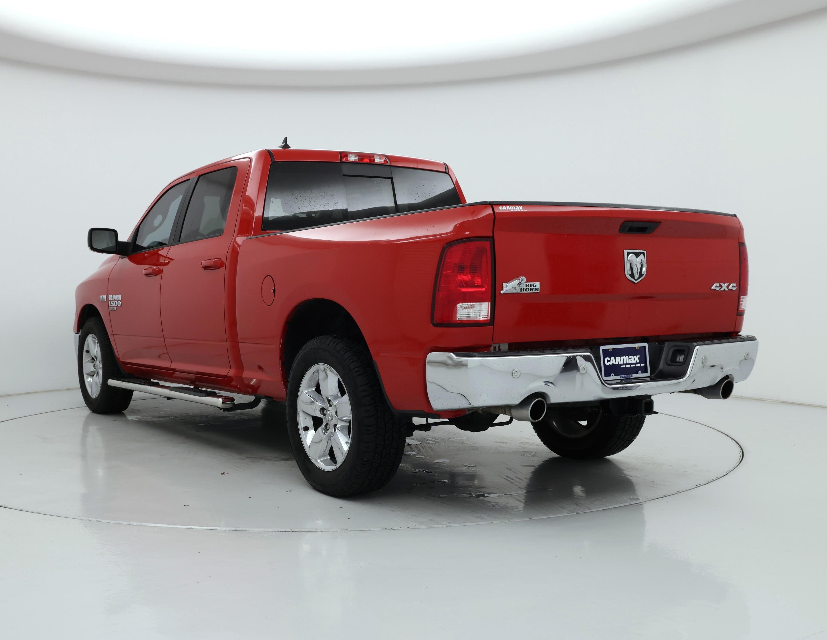 Thumbnail: 2019 RAM 1500 Classic - 2