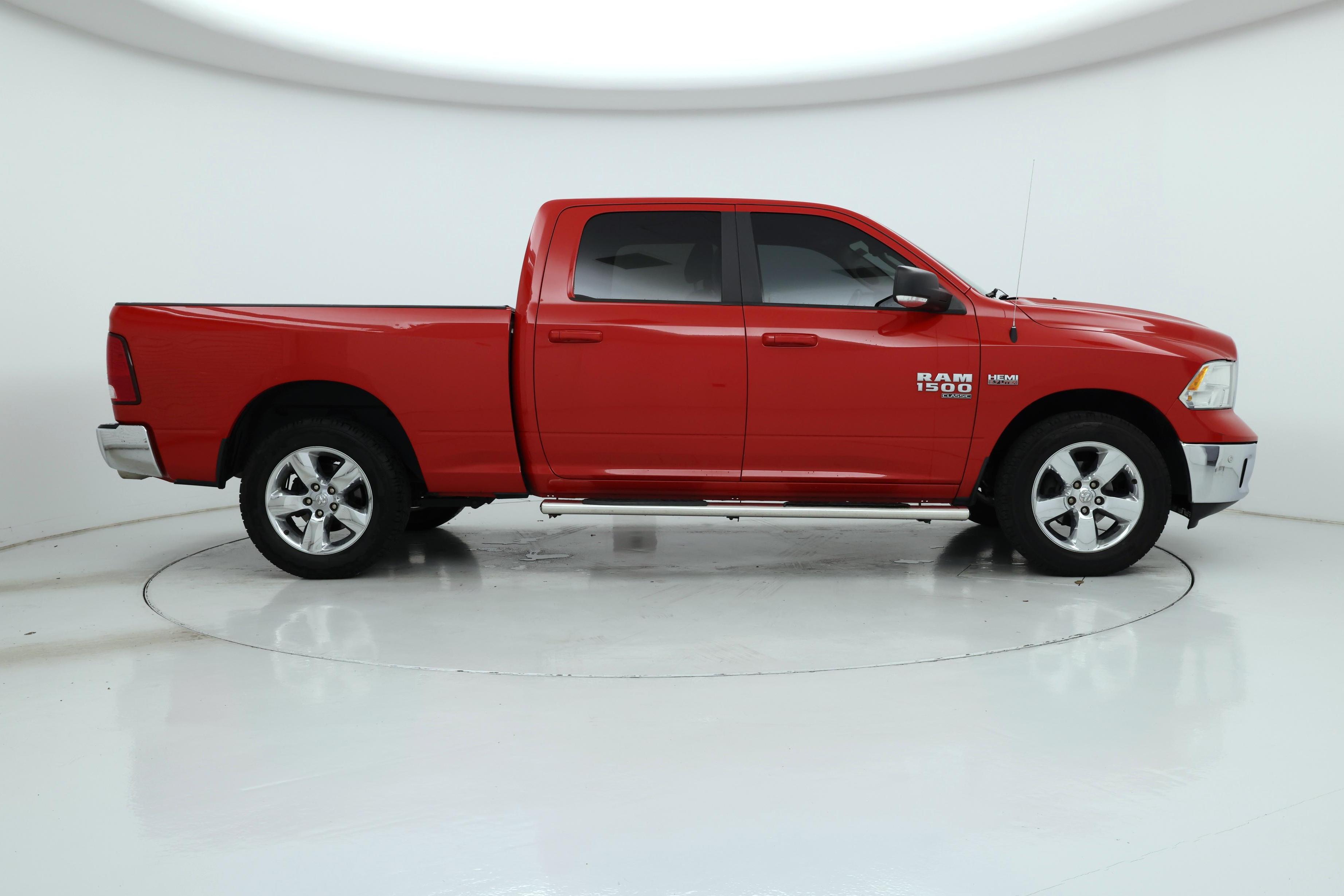 Thumbnail: 2019 RAM 1500 Classic - 7