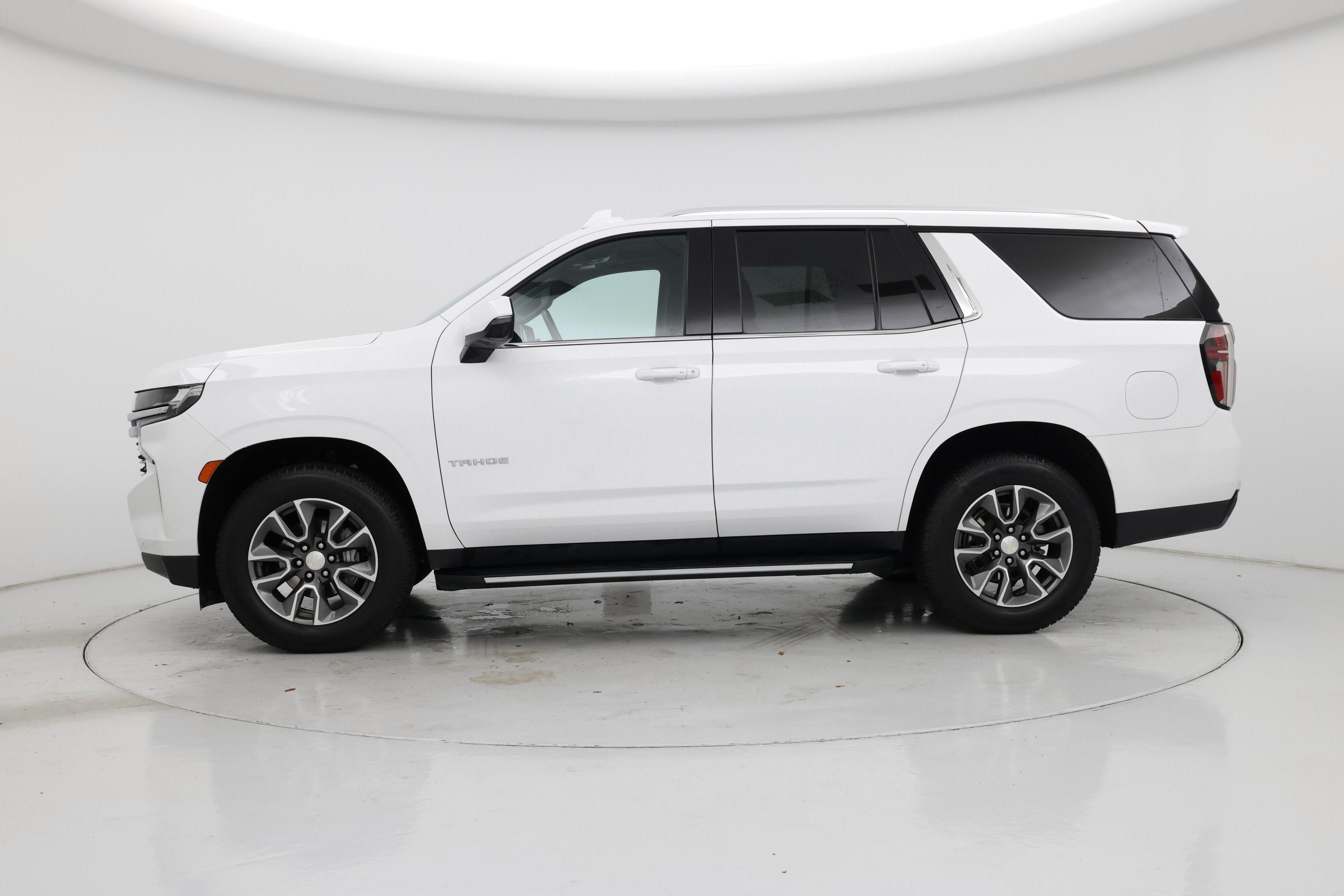 Thumbnail: 2023 Chevrolet Tahoe - 3