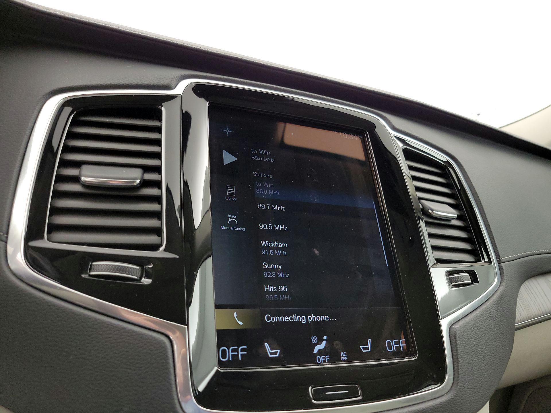 Thumbnail: 2021 Volvo XC90 - 16
