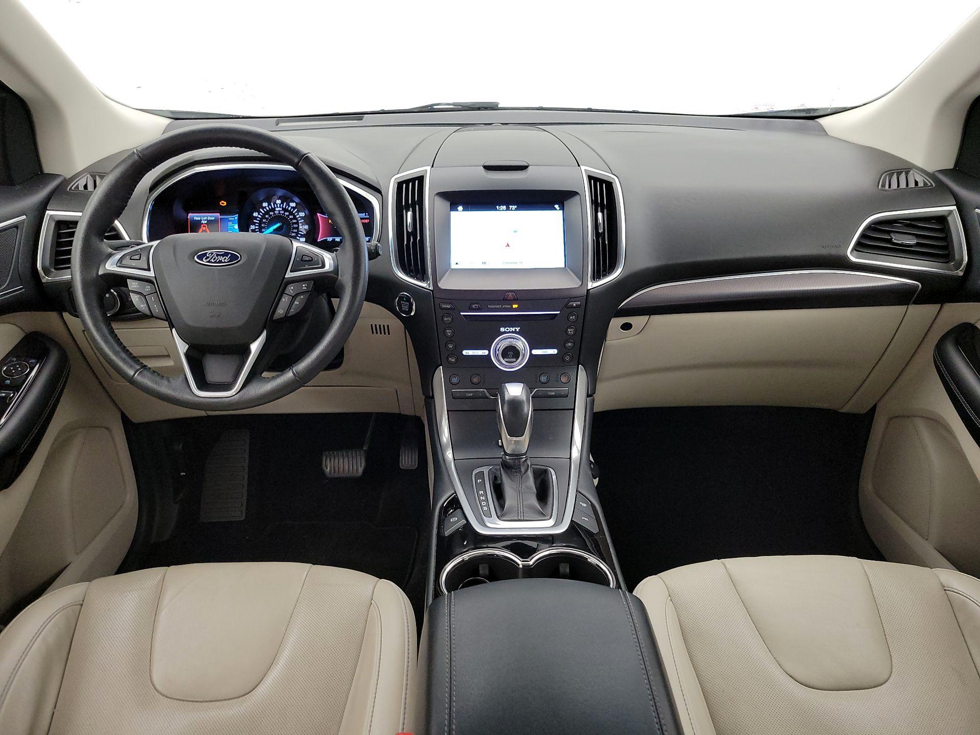 Thumbnail: 2017 Ford Edge - 9