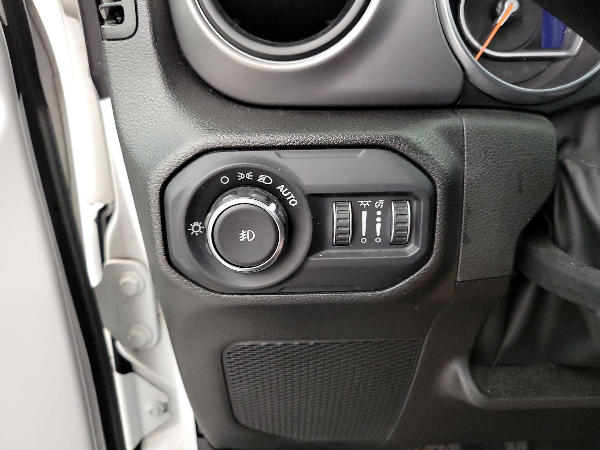 Thumbnail: 2022 Jeep Wrangler - 13