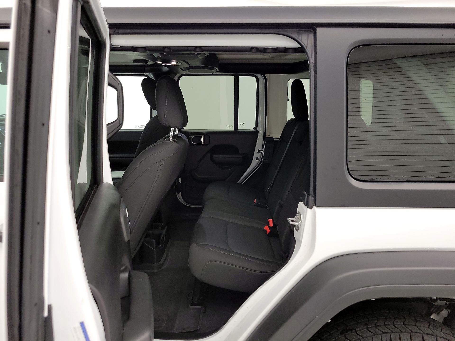 Thumbnail: 2022 Jeep Wrangler - 19