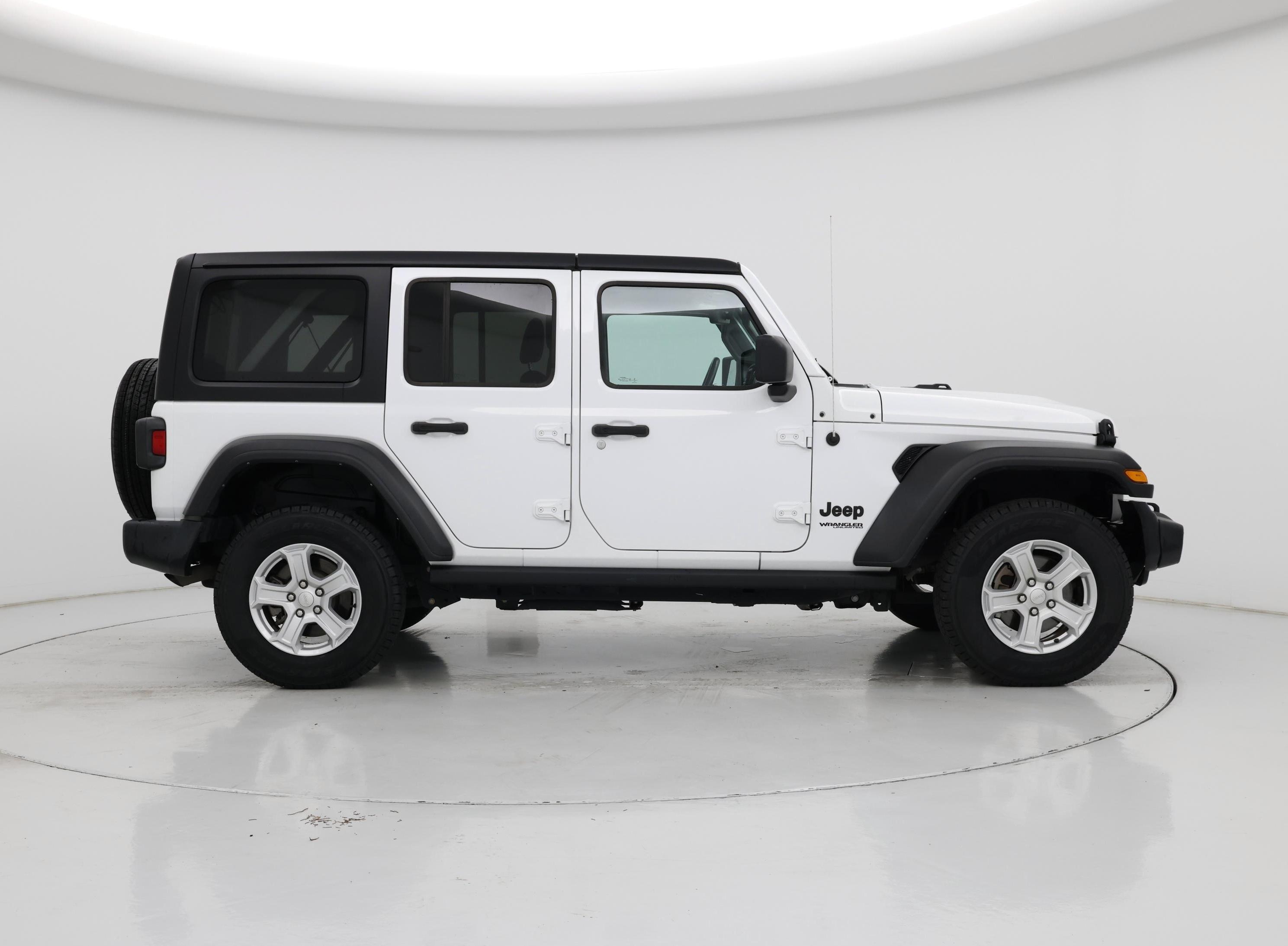 Thumbnail: 2022 Jeep Wrangler - 7