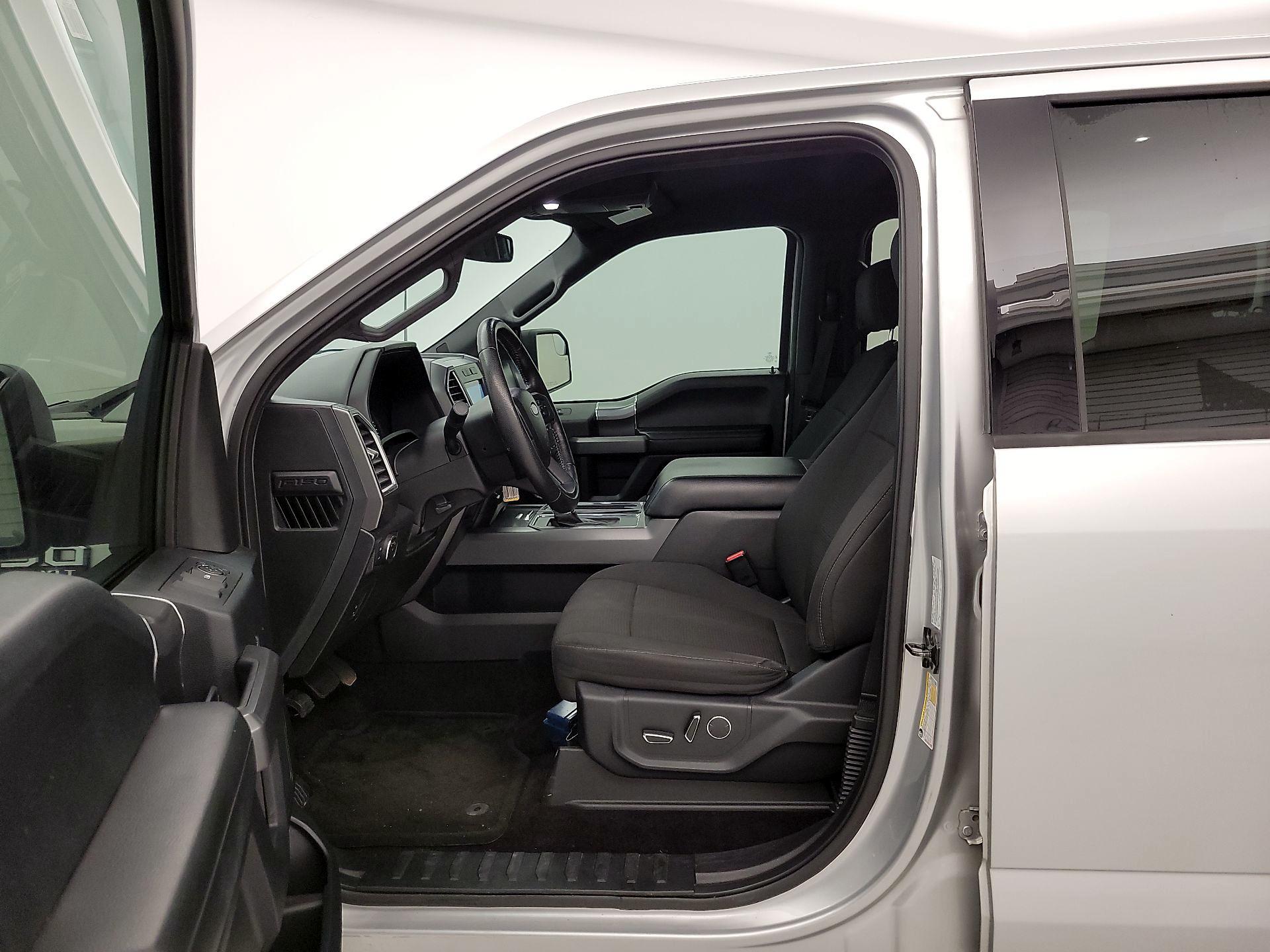 Thumbnail: 2016 Ford F-150 - 11