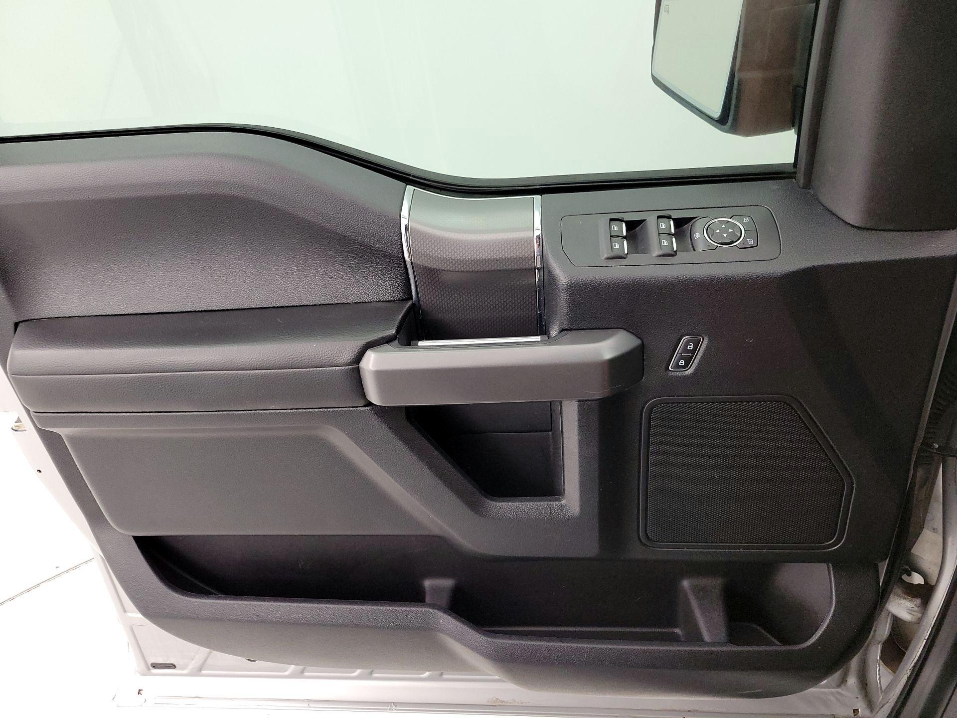 Thumbnail: 2016 Ford F-150 - 12
