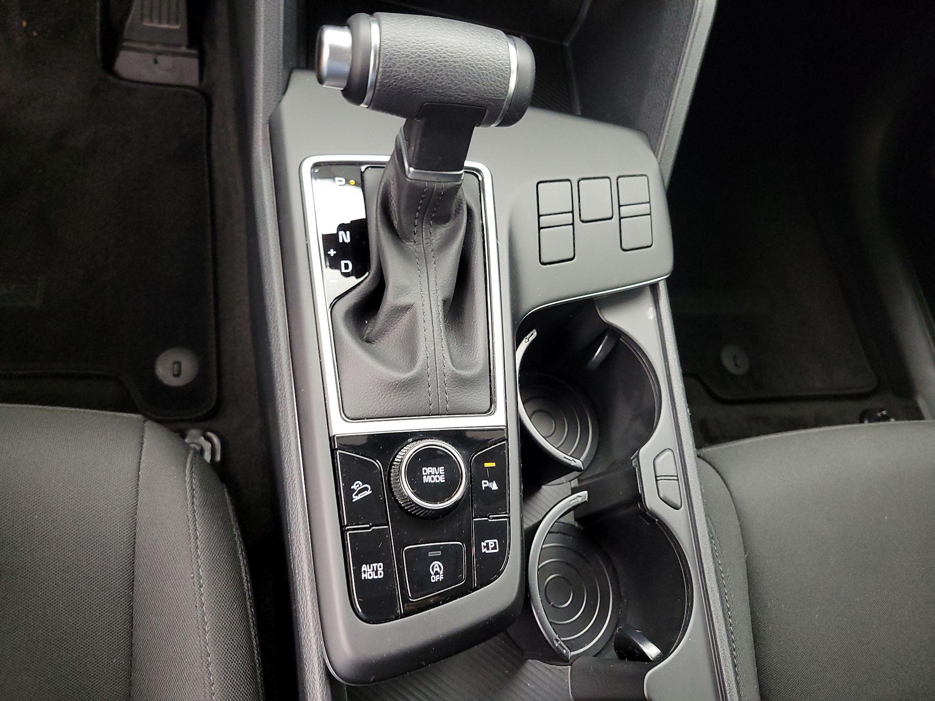 Thumbnail: 2025 Kia Sportage - 17
