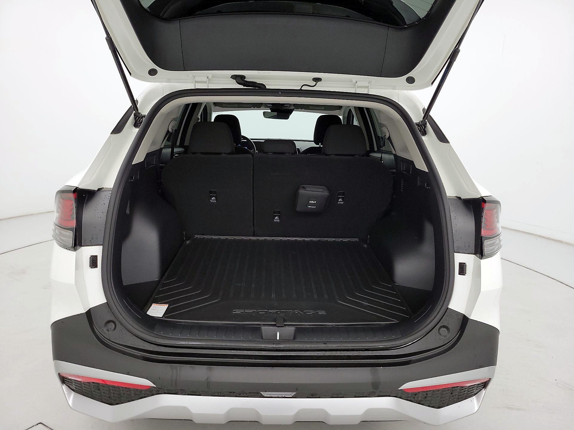 Thumbnail: 2025 Kia Sportage - 20