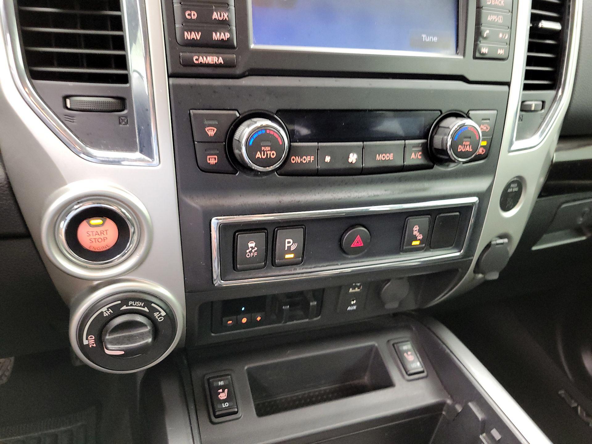 Thumbnail: 2018 Nissan Titan - 17