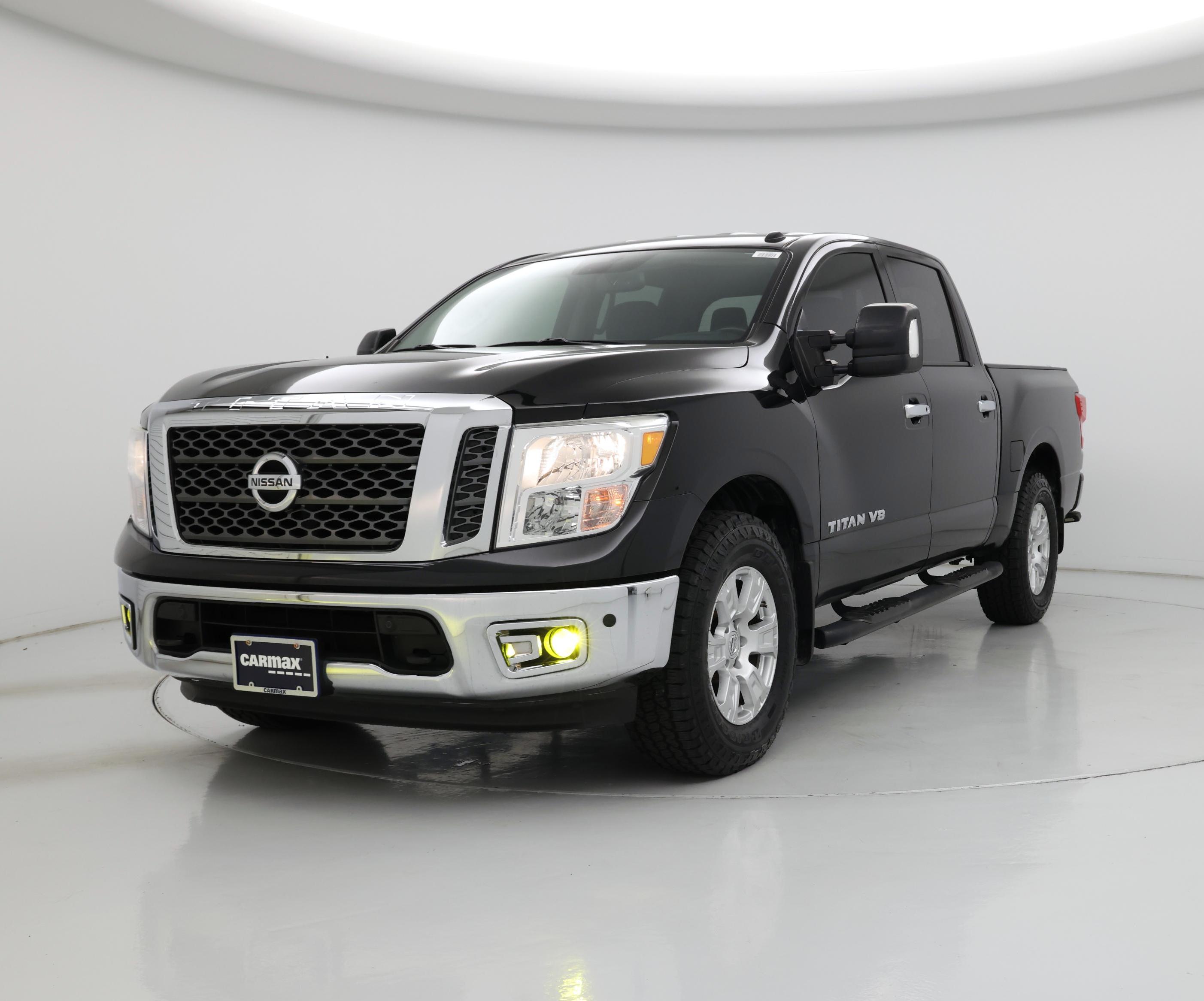 Thumbnail: 2018 Nissan Titan - 4