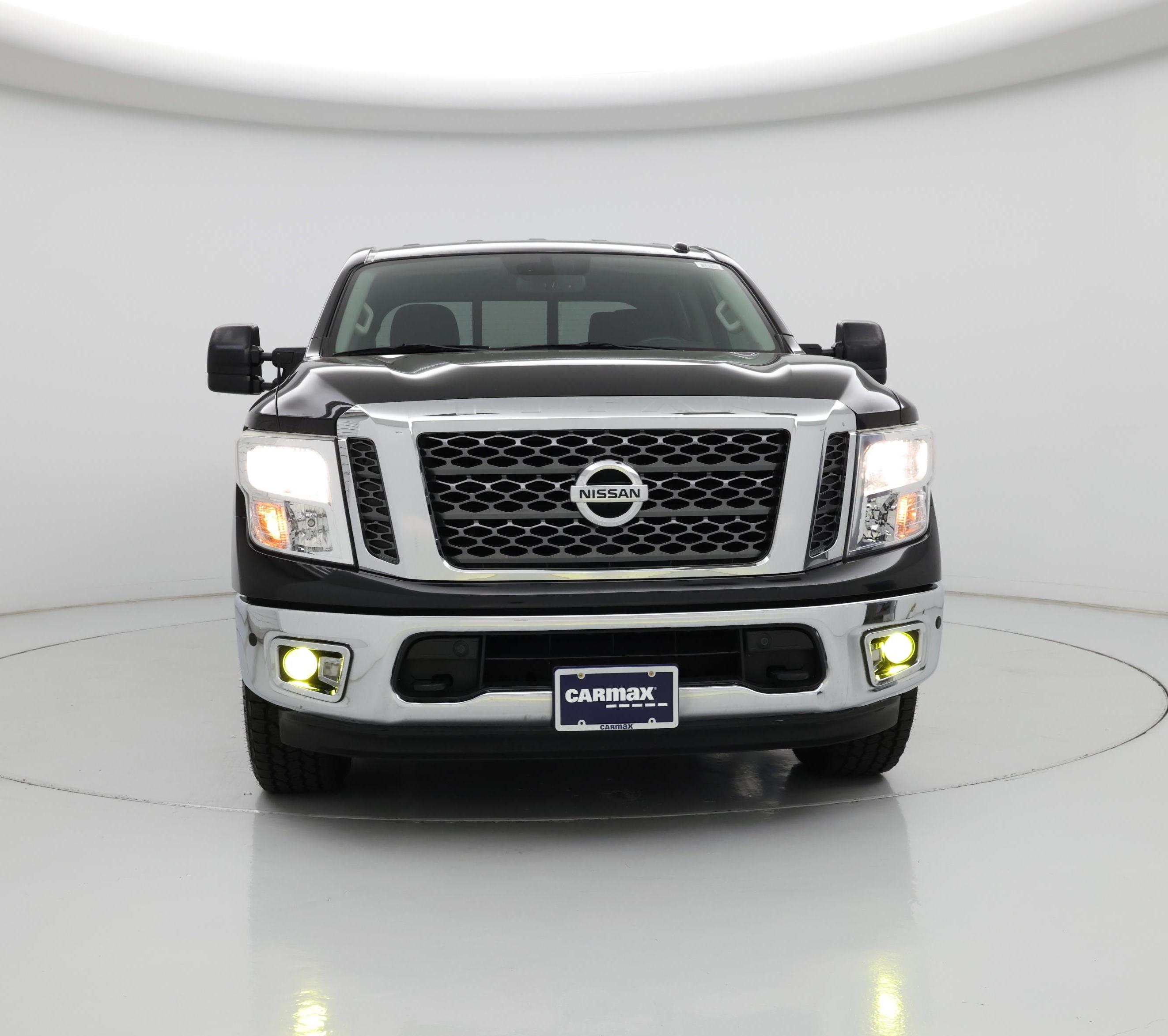 Thumbnail: 2018 Nissan Titan - 5