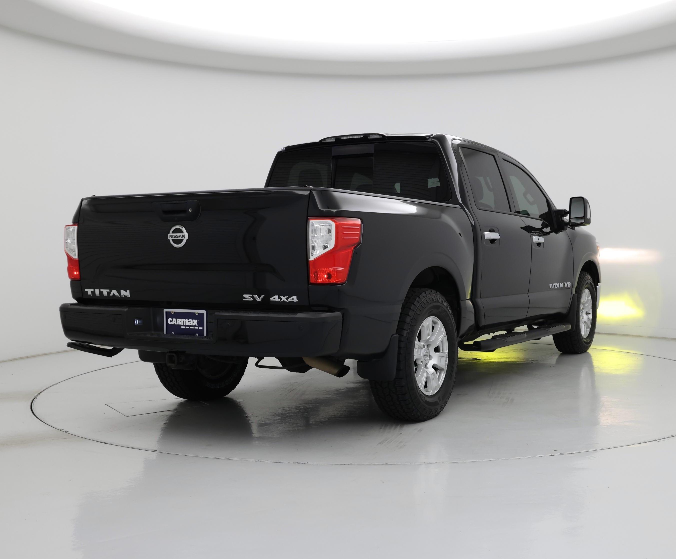 Thumbnail: 2018 Nissan Titan - 8