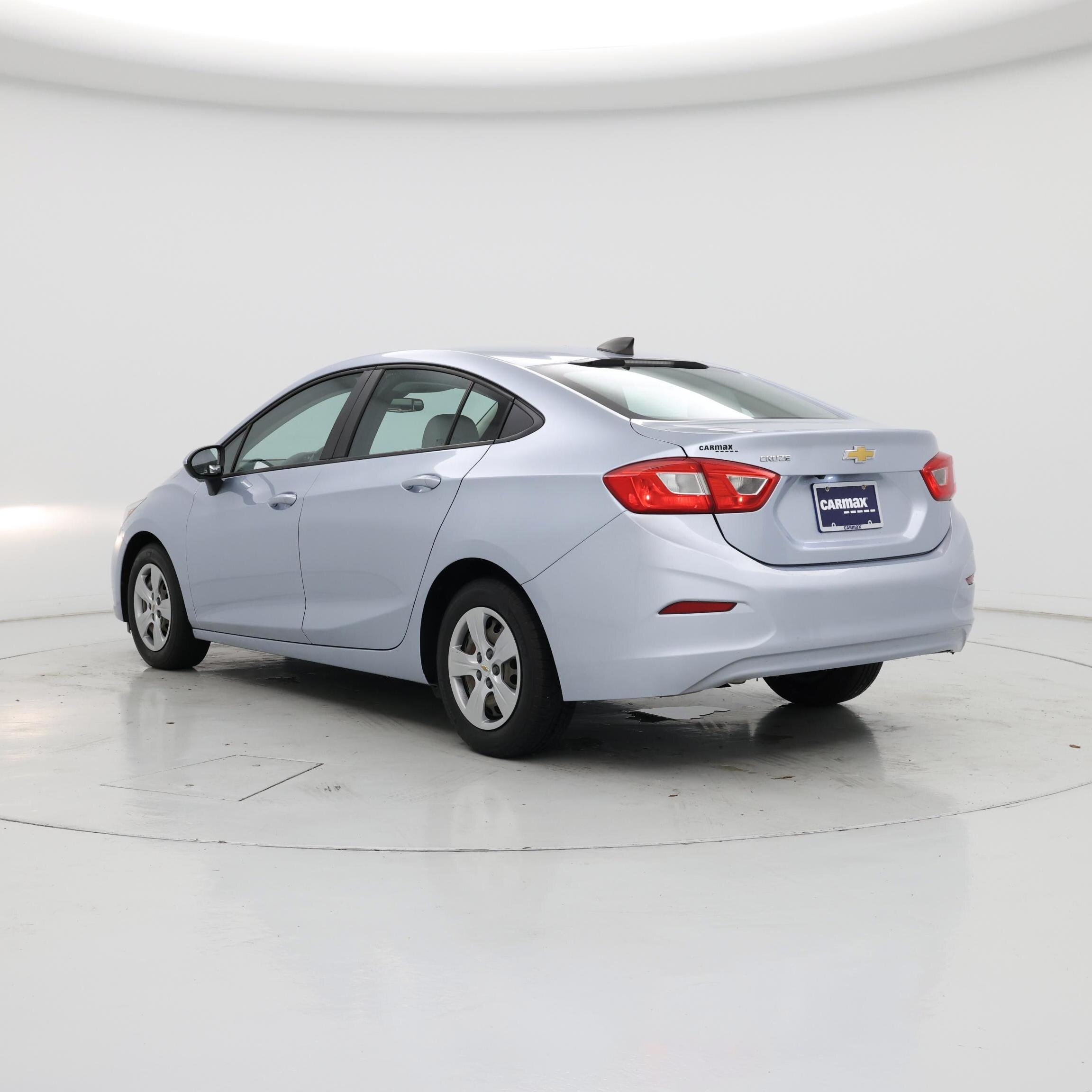 Thumbnail: 2017 Chevrolet Cruze - 2