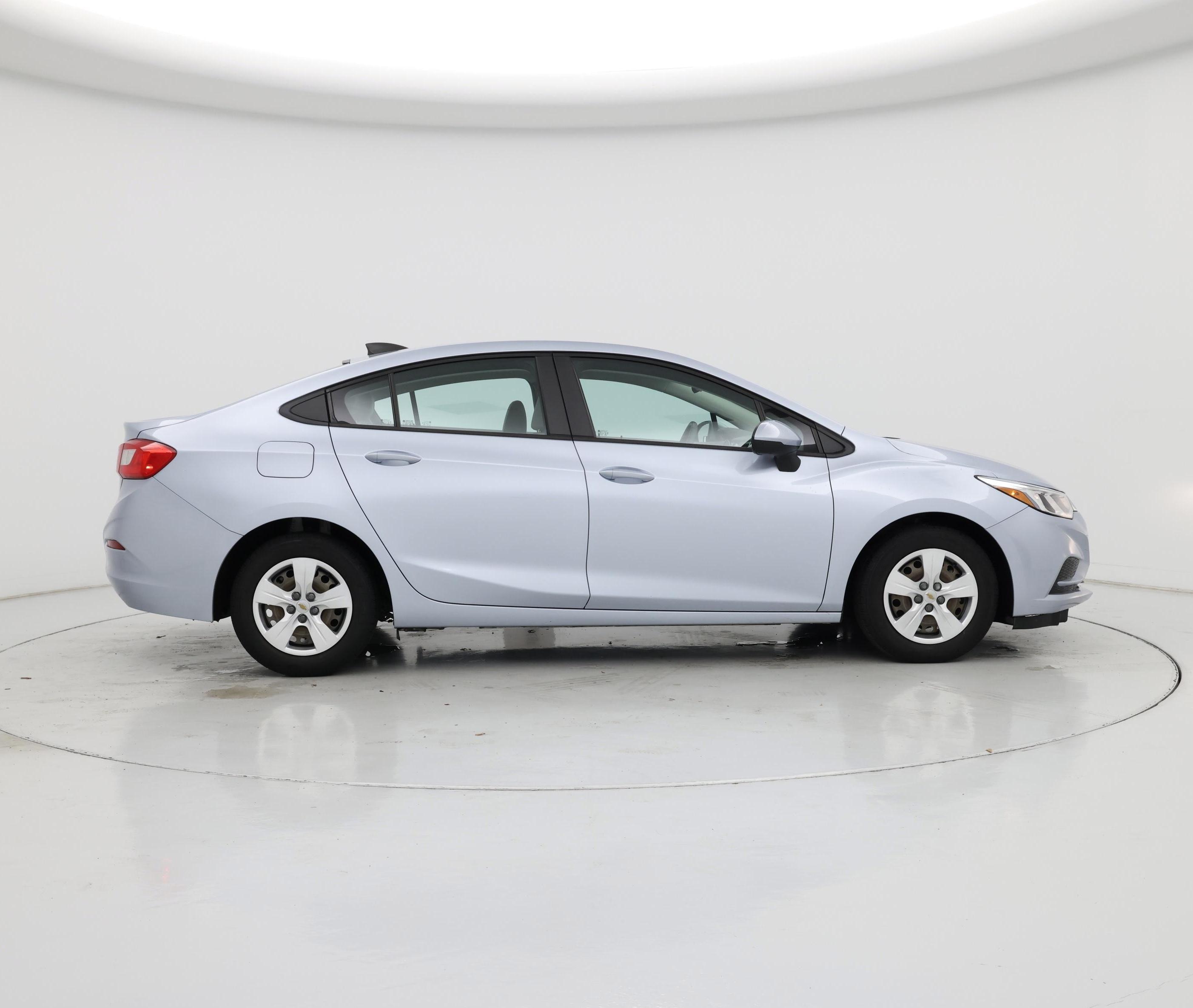 Thumbnail: 2017 Chevrolet Cruze - 7