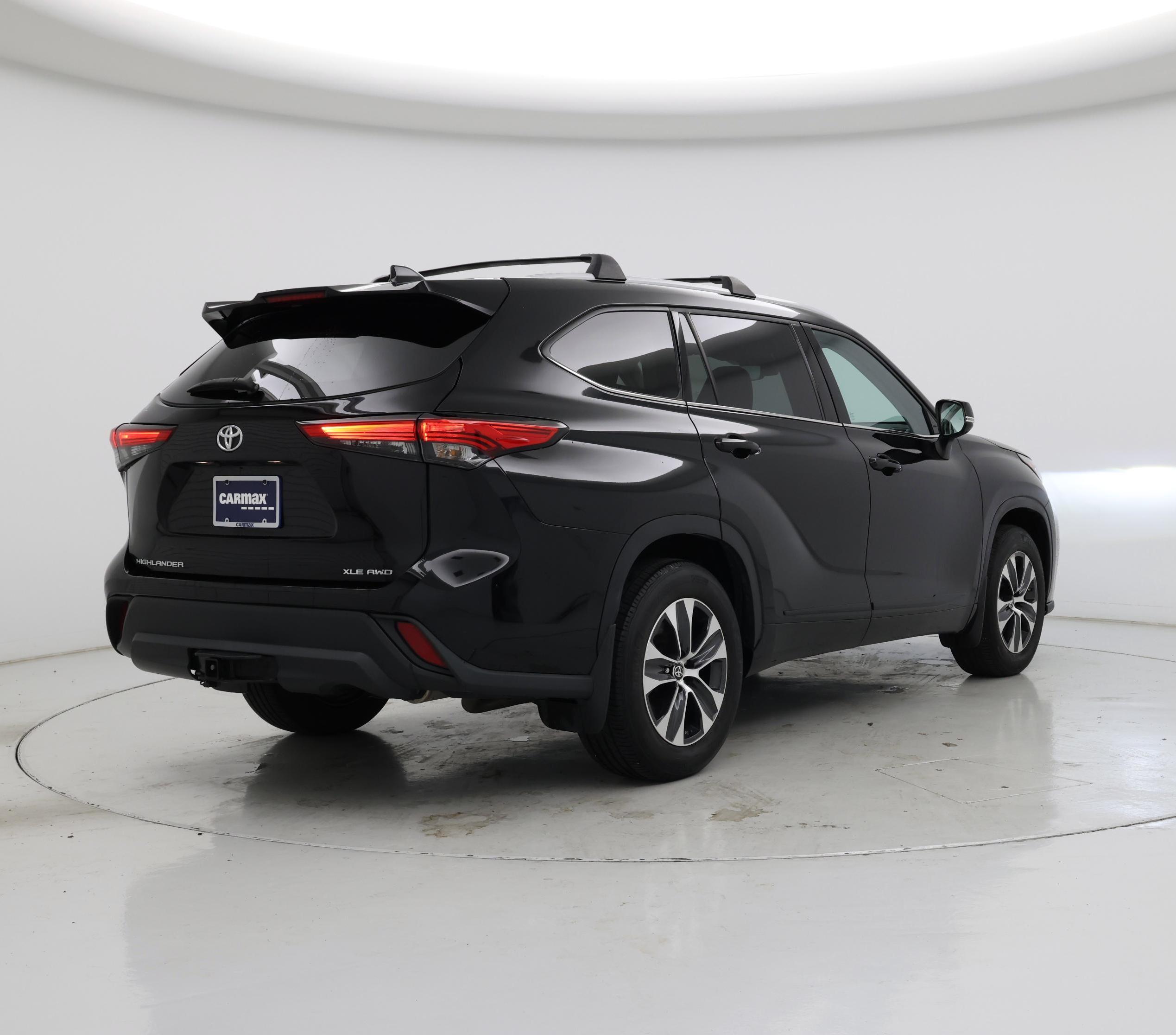 Thumbnail: 2022 Toyota Highlander - 8