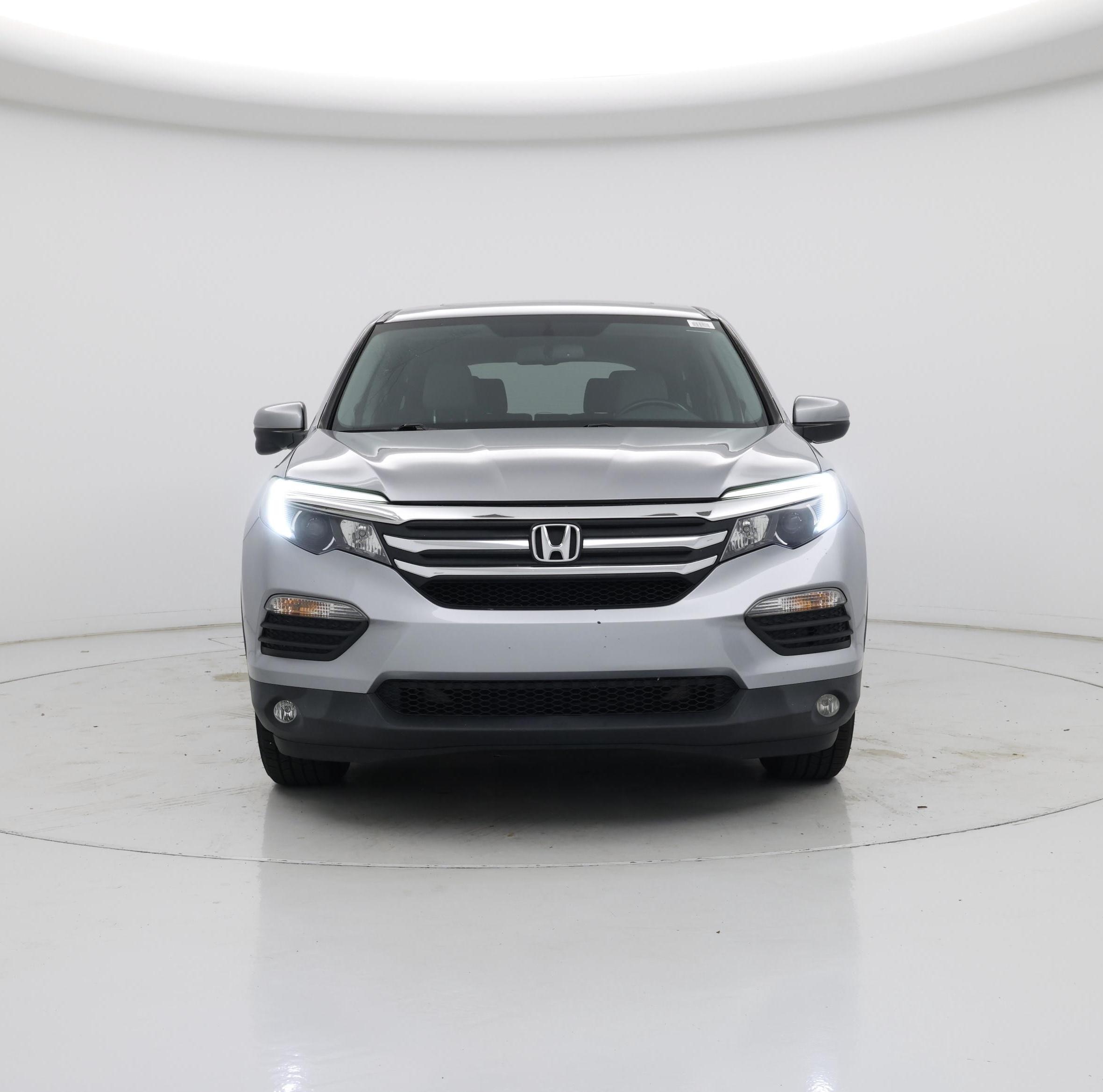Thumbnail: 2017 Honda Pilot - 5