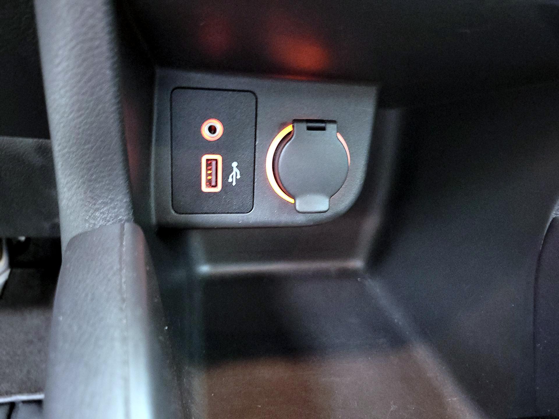 Thumbnail: 2021 Nissan Kicks - 18