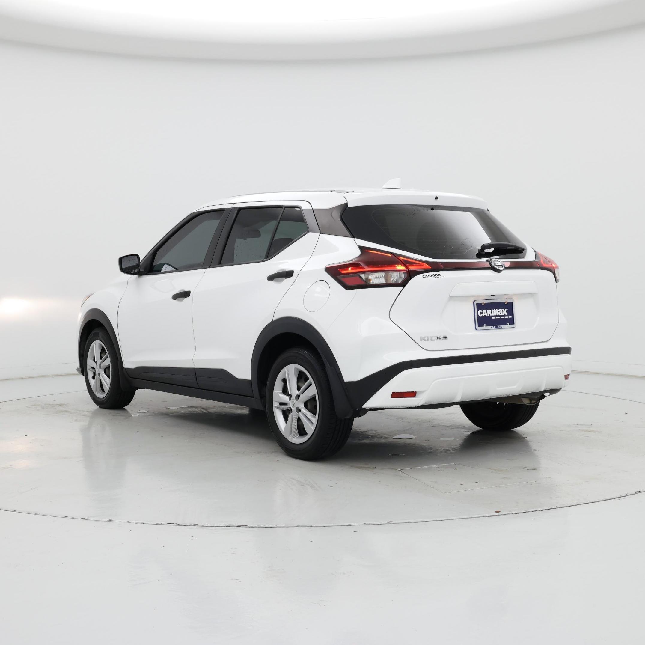 Thumbnail: 2021 Nissan Kicks - 2
